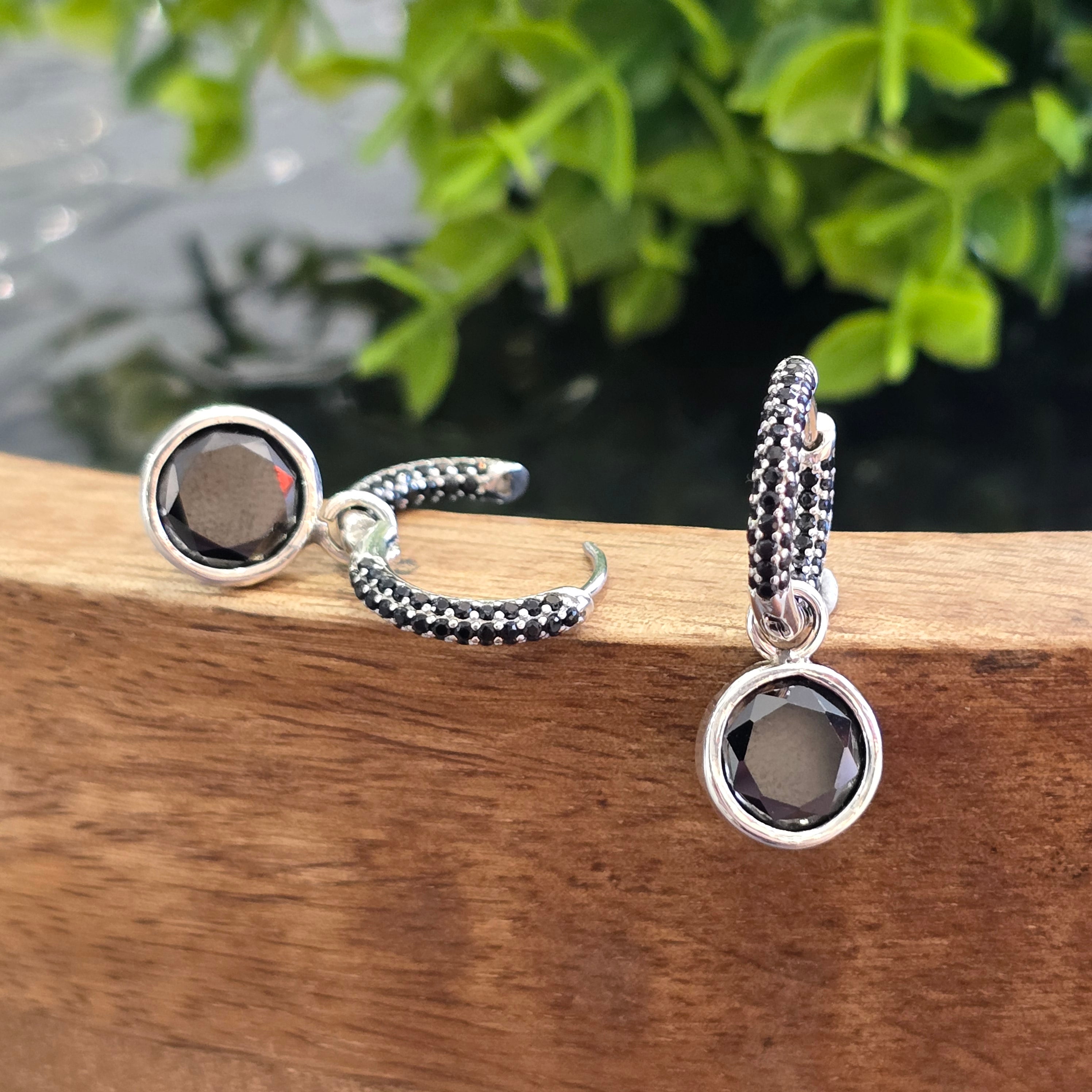 29mm Dangling Black Onyx