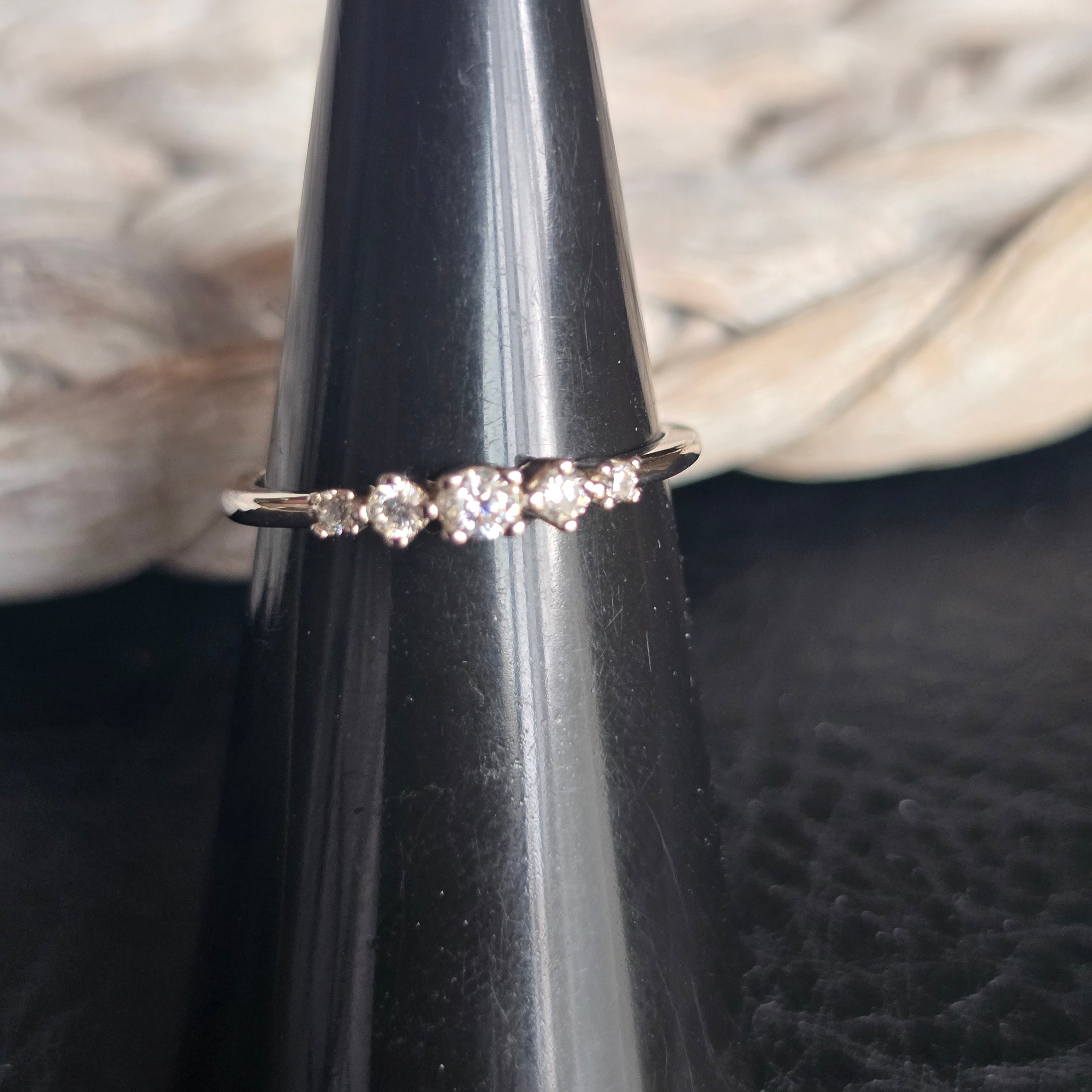 Dainty Cz ring