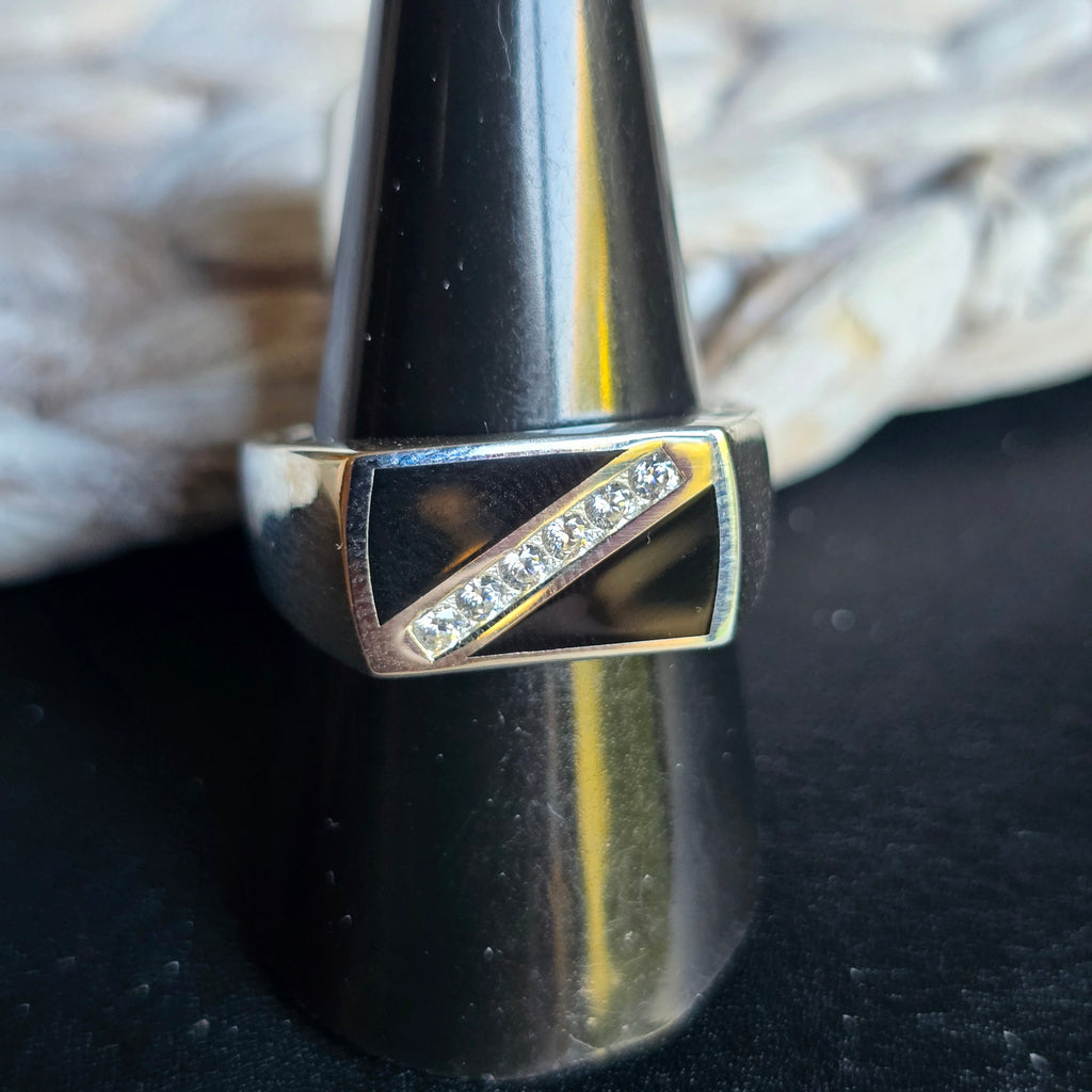 Black Enamel Cz Flat rinh