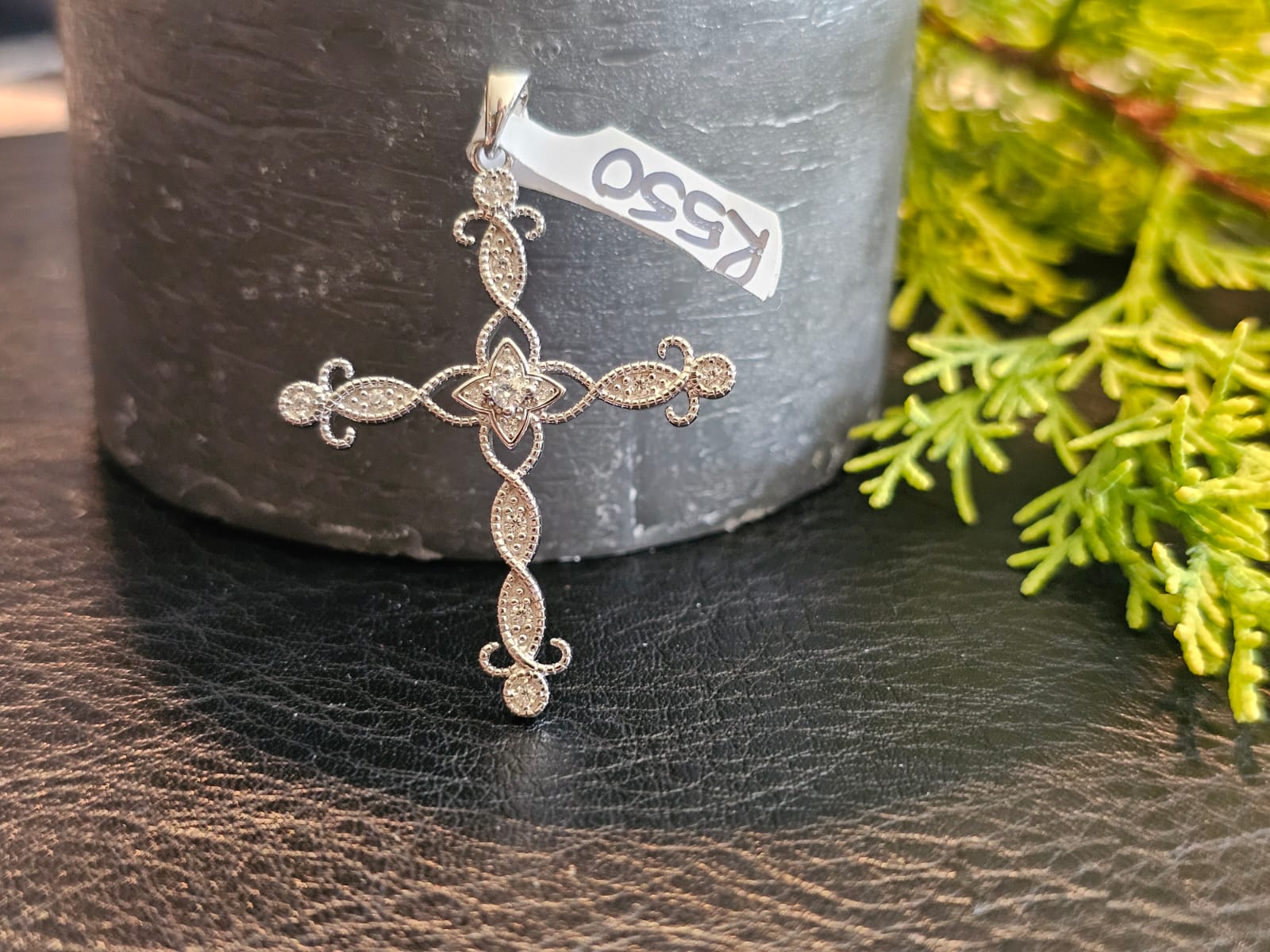 49x31mm Vintage Cross