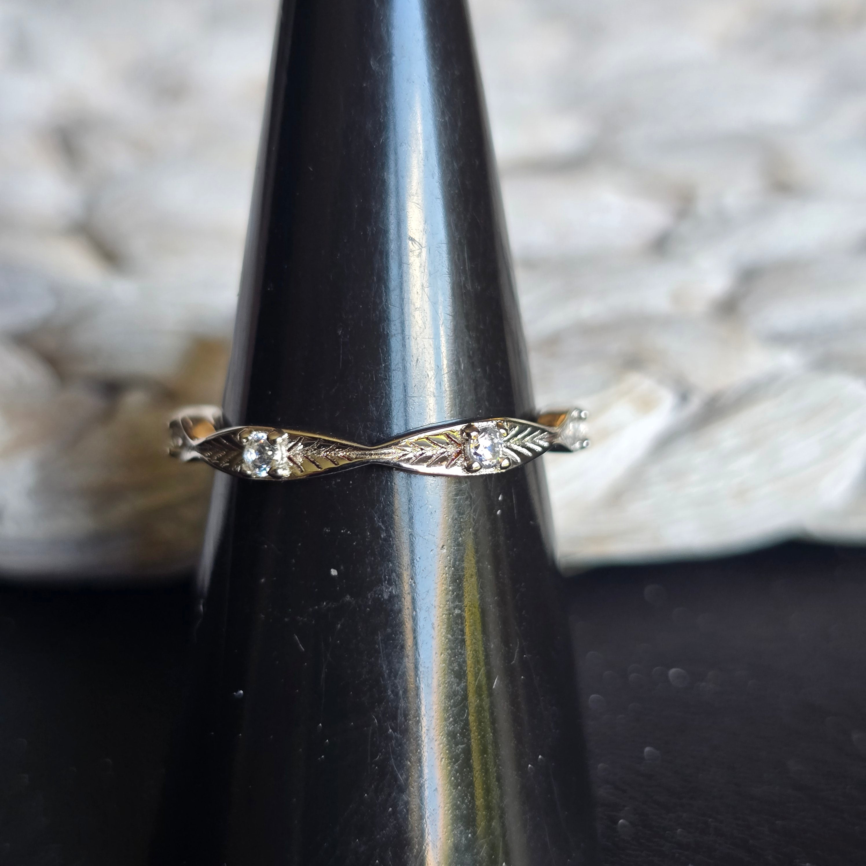 Fine Round Cz ring