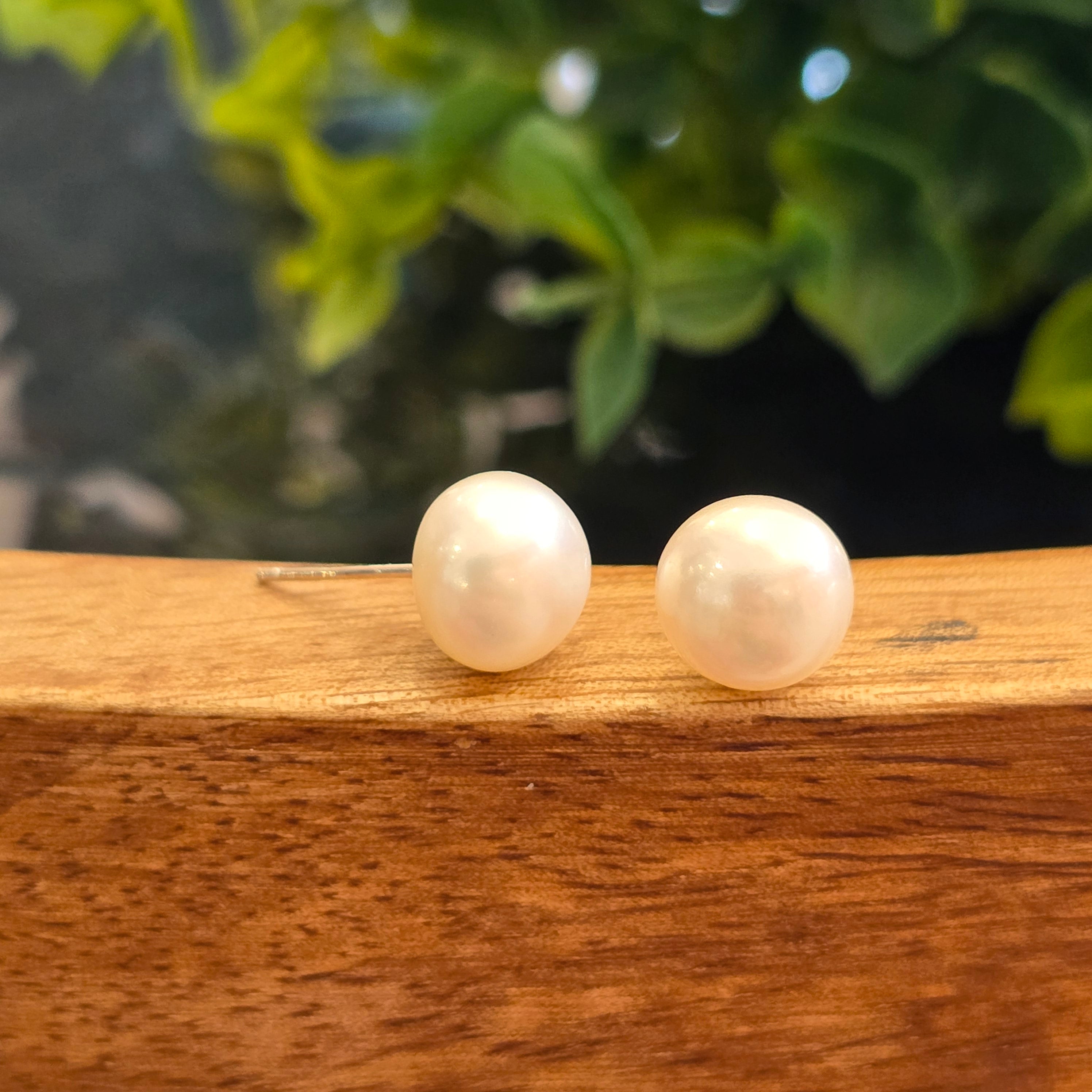 9mm Pearl Studs