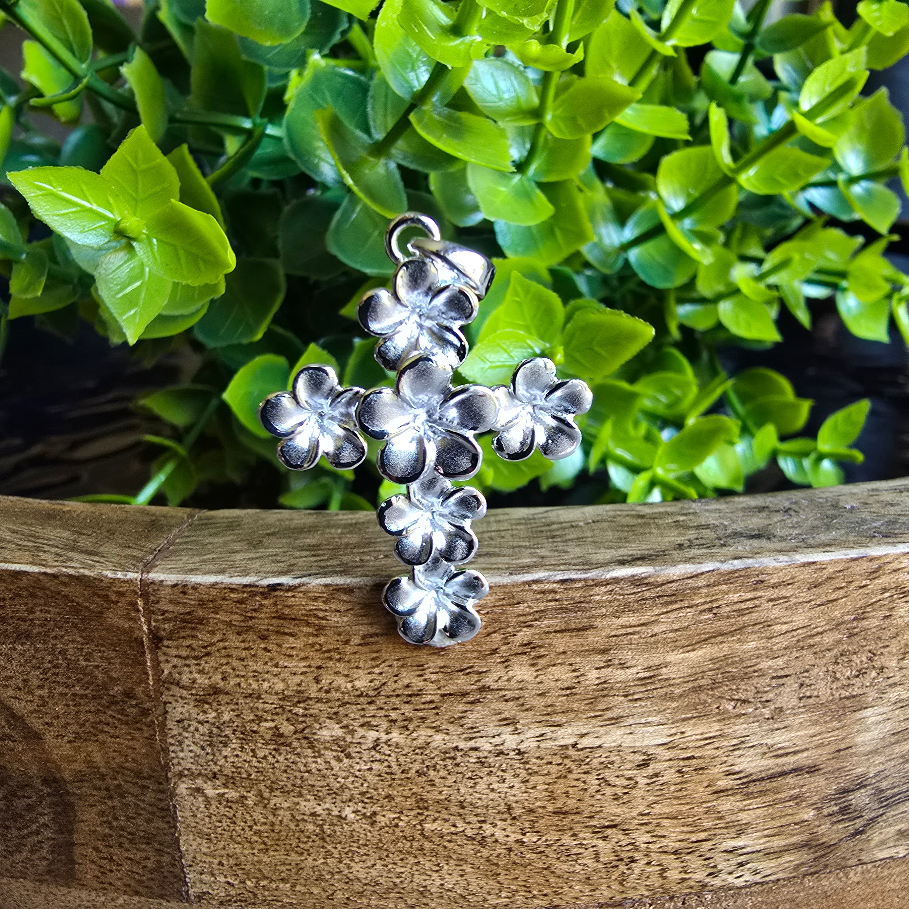 33x24mm Flower Cross Pendant