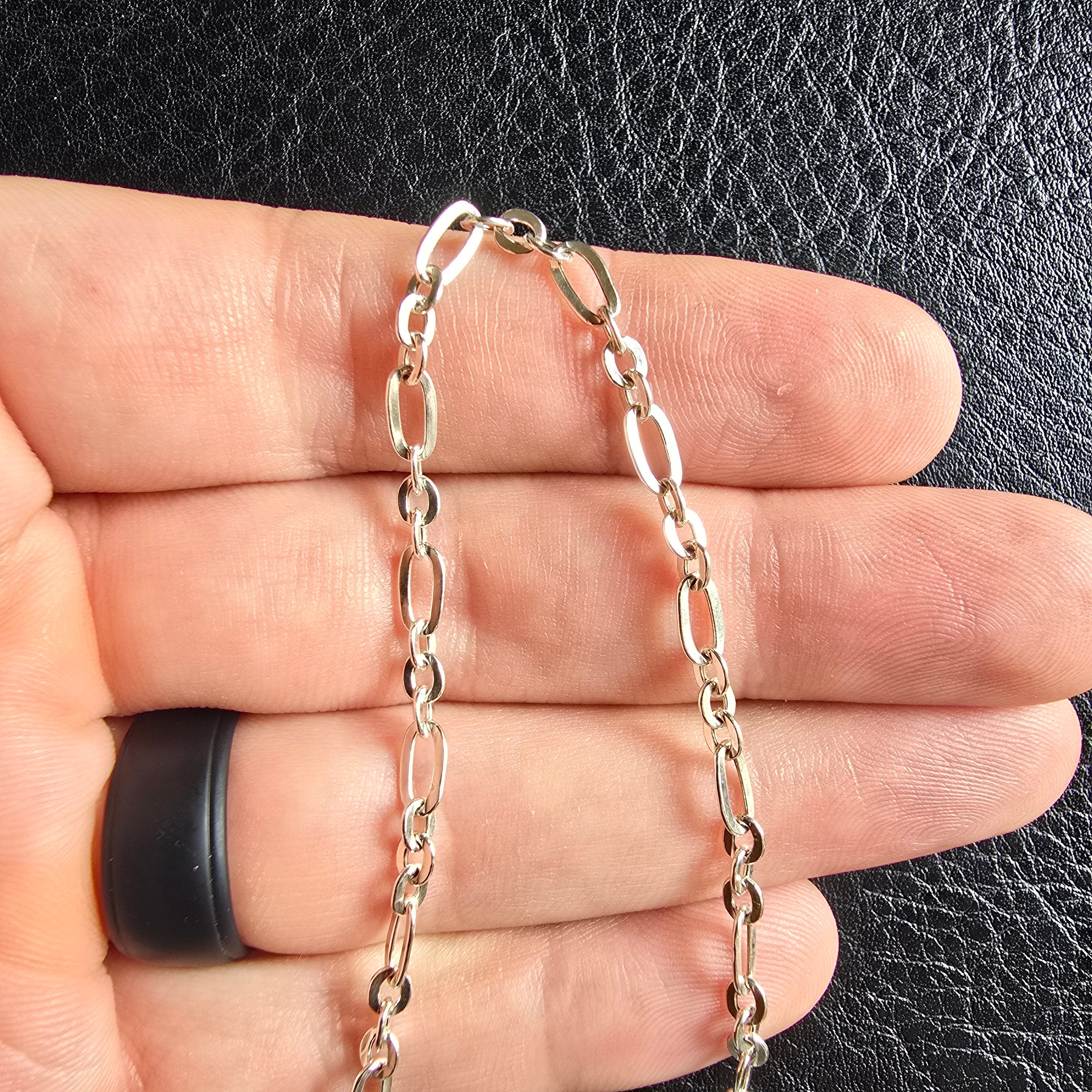 4mm Oval/Round Link Chain