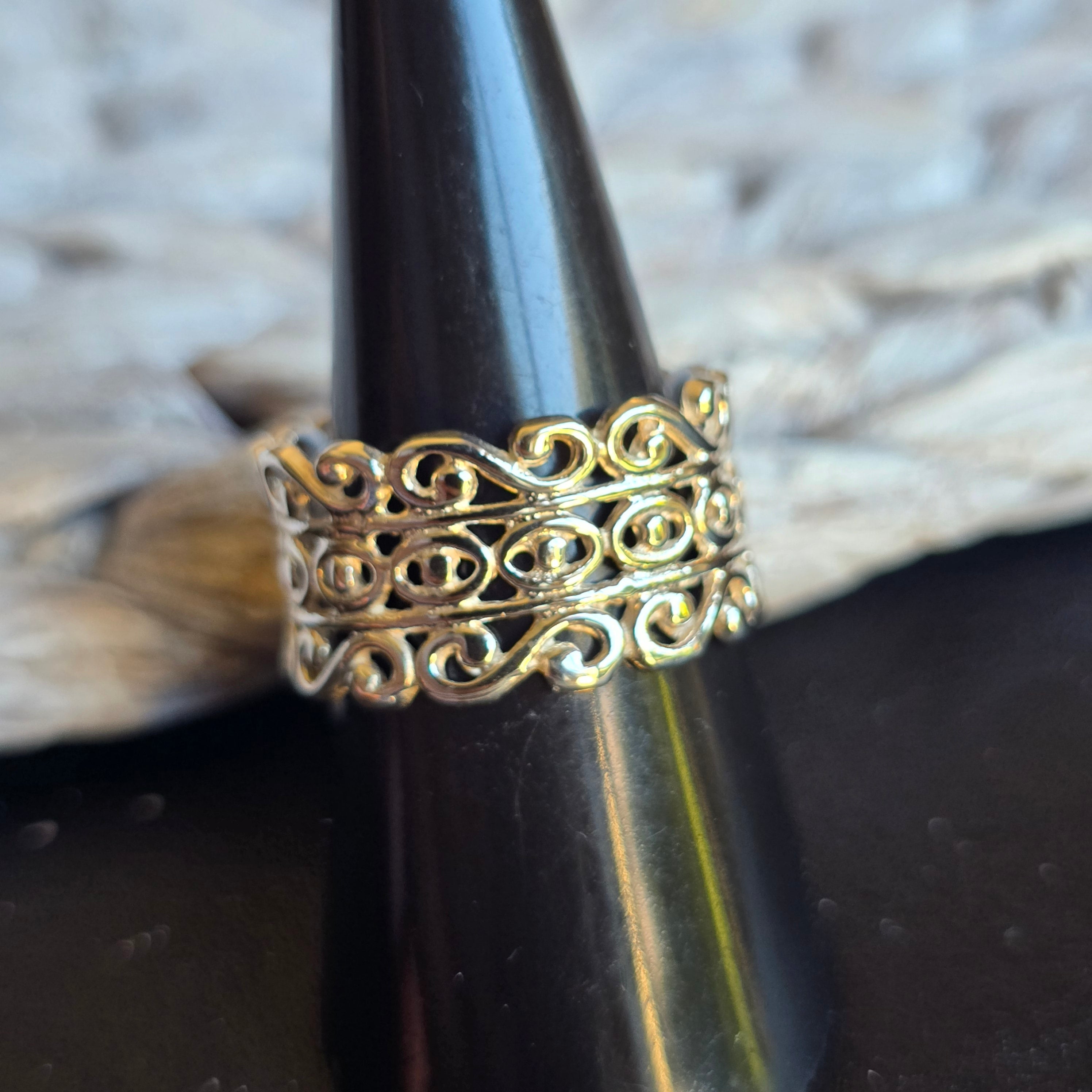Filigree Eternity ring