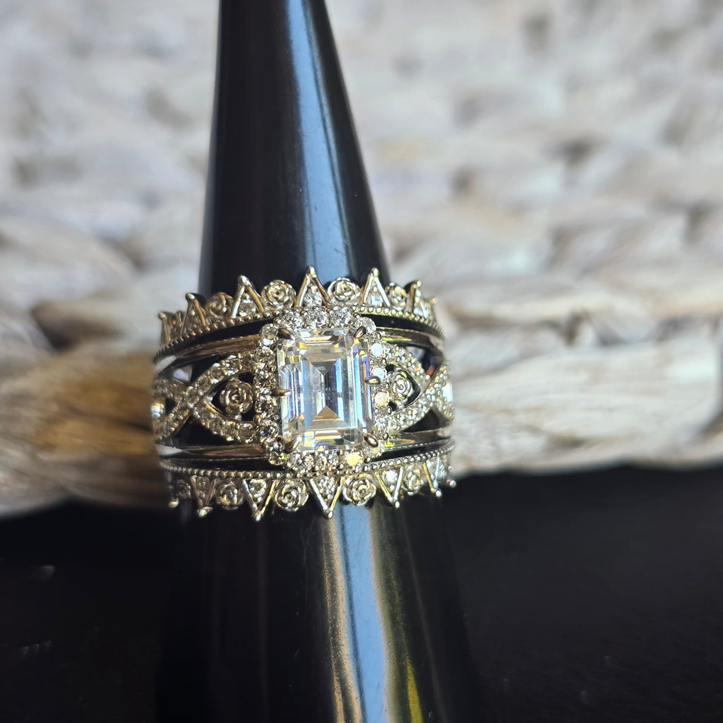 Emerald Cz ring
