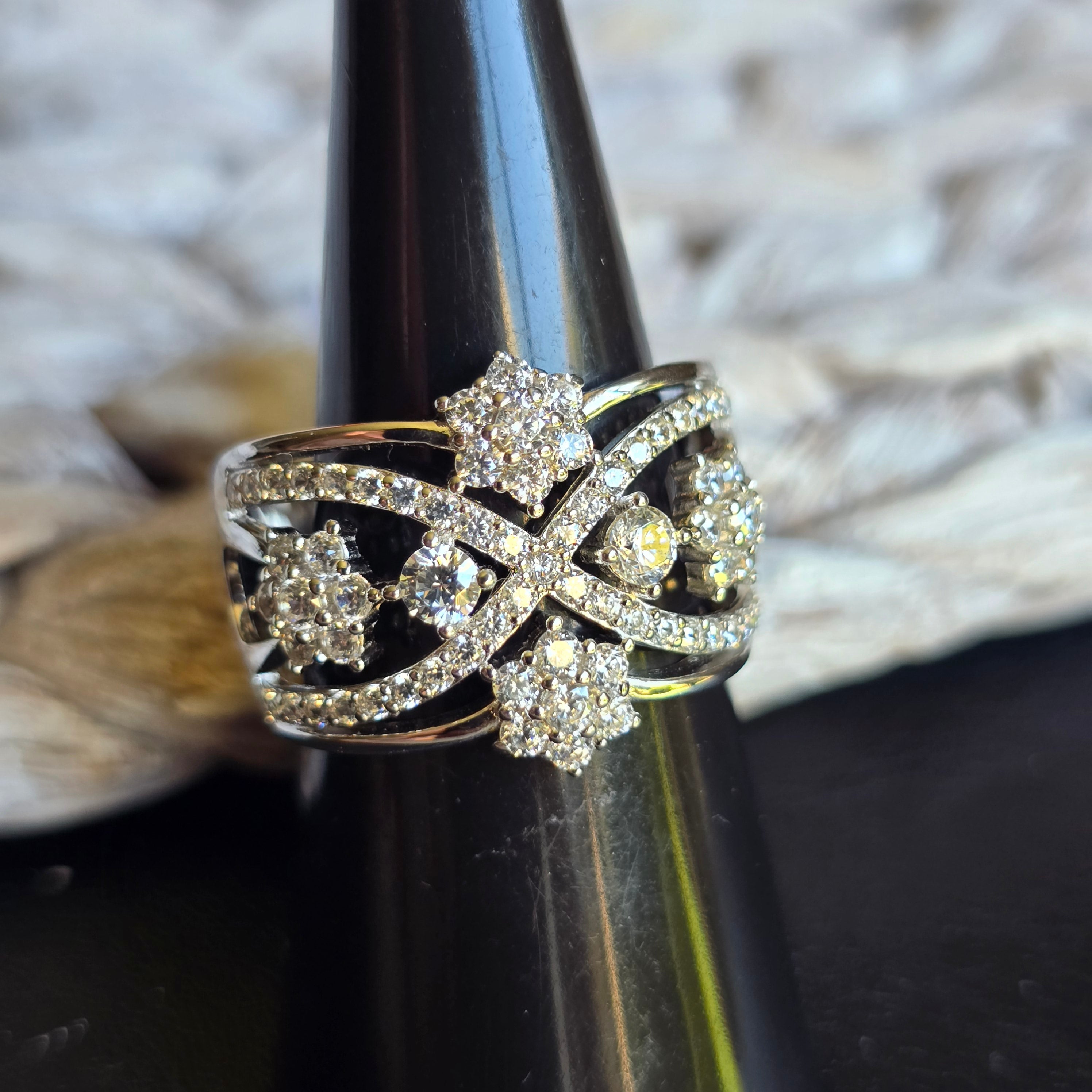 Vintage Cz ring