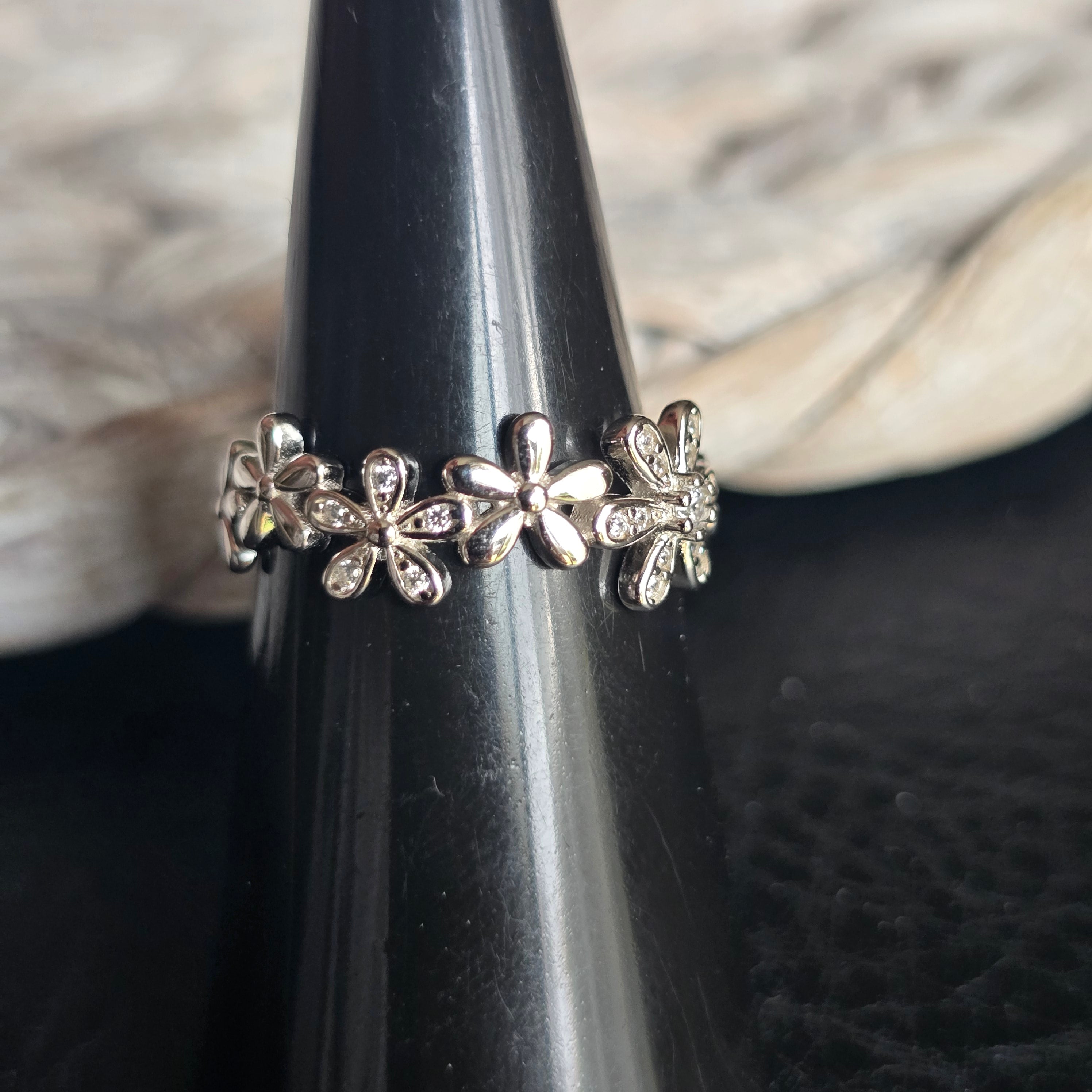 Daisy Cz ring