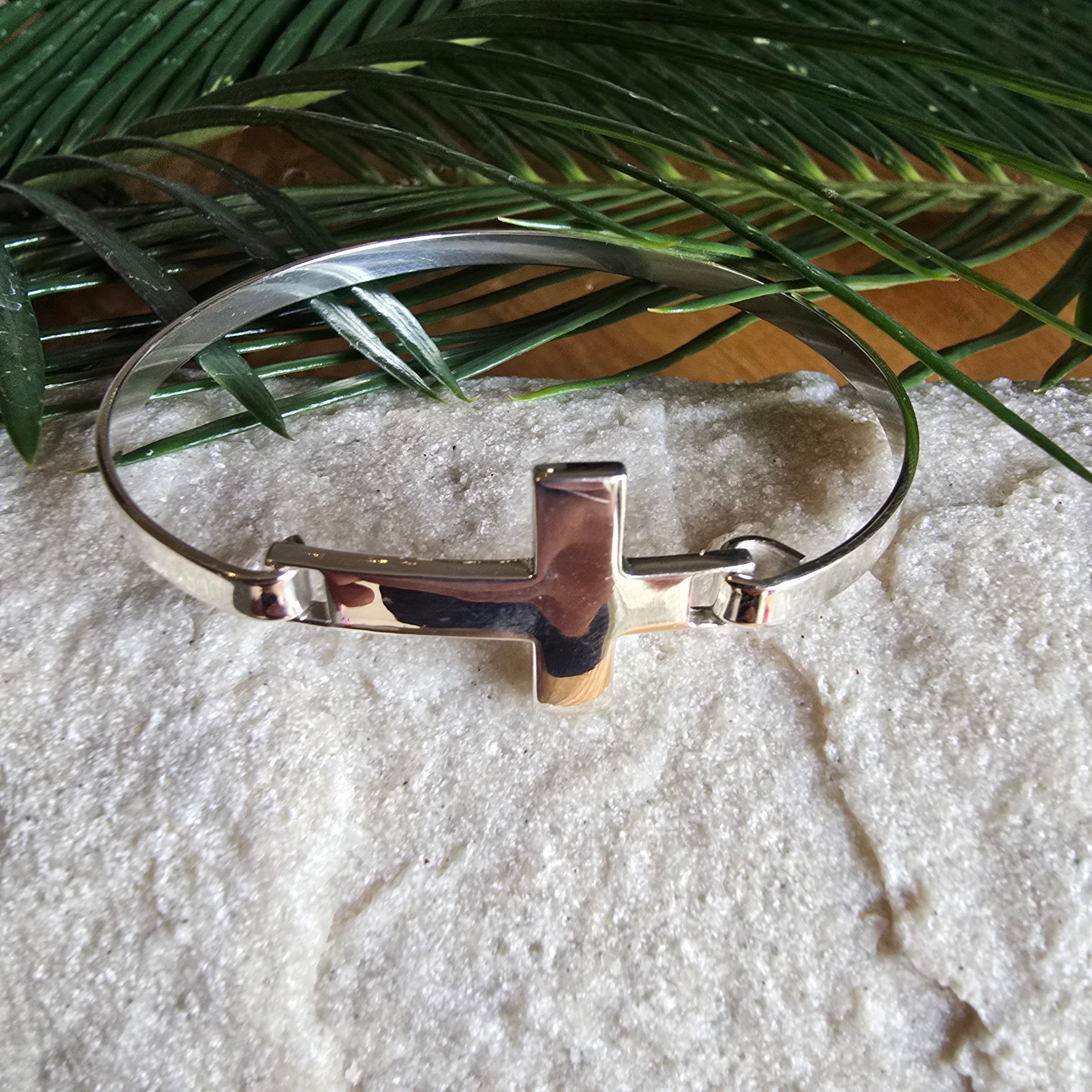Cross Bangle