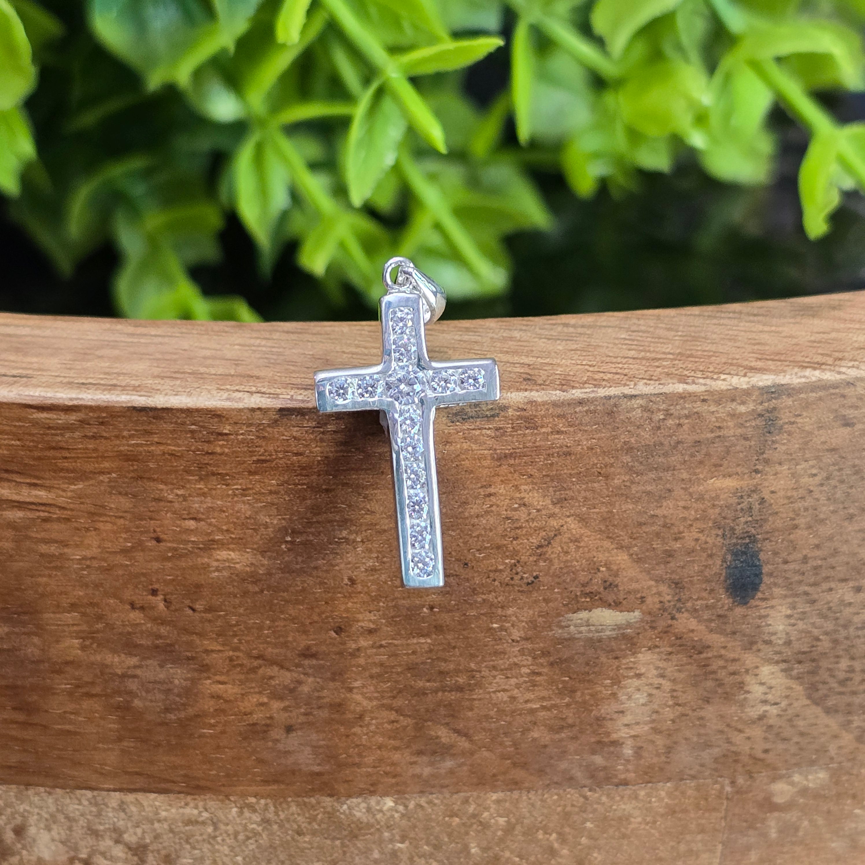 23x14mm Cz Cross Pendant