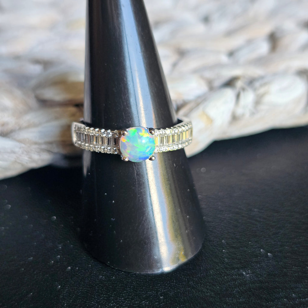 Round Opal Bridget ring