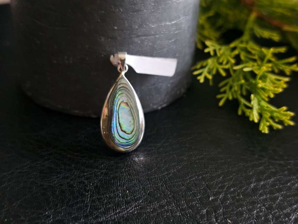 30x15mm Reversible Mother of Pearl Teardrop