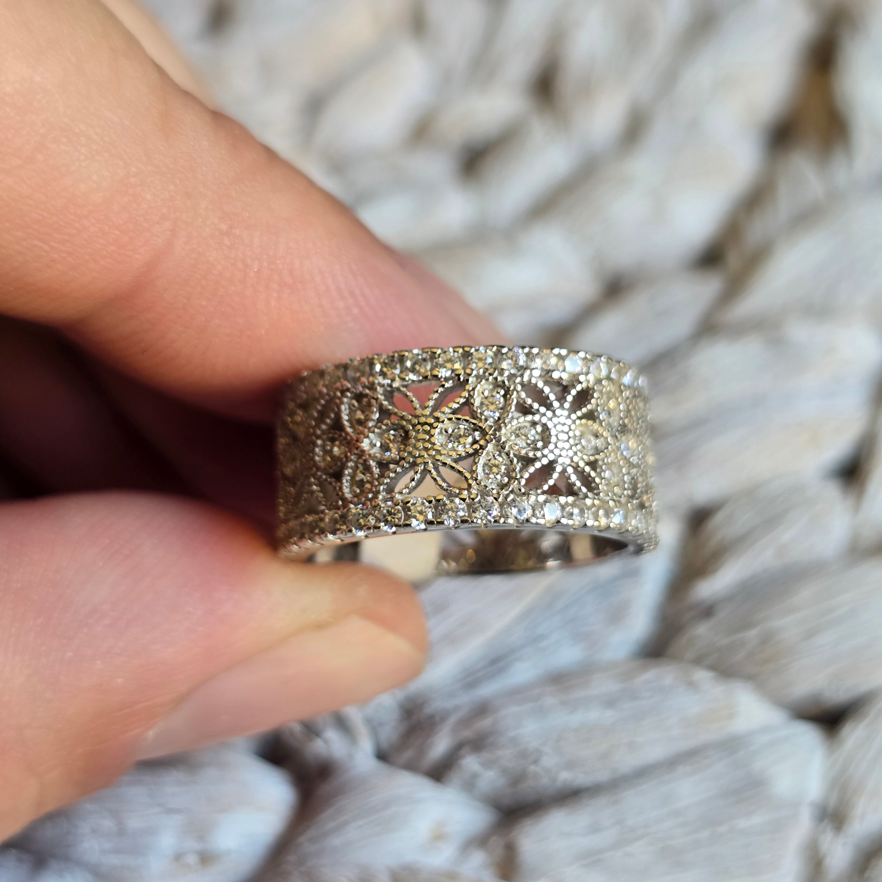 Vintage Cz ring