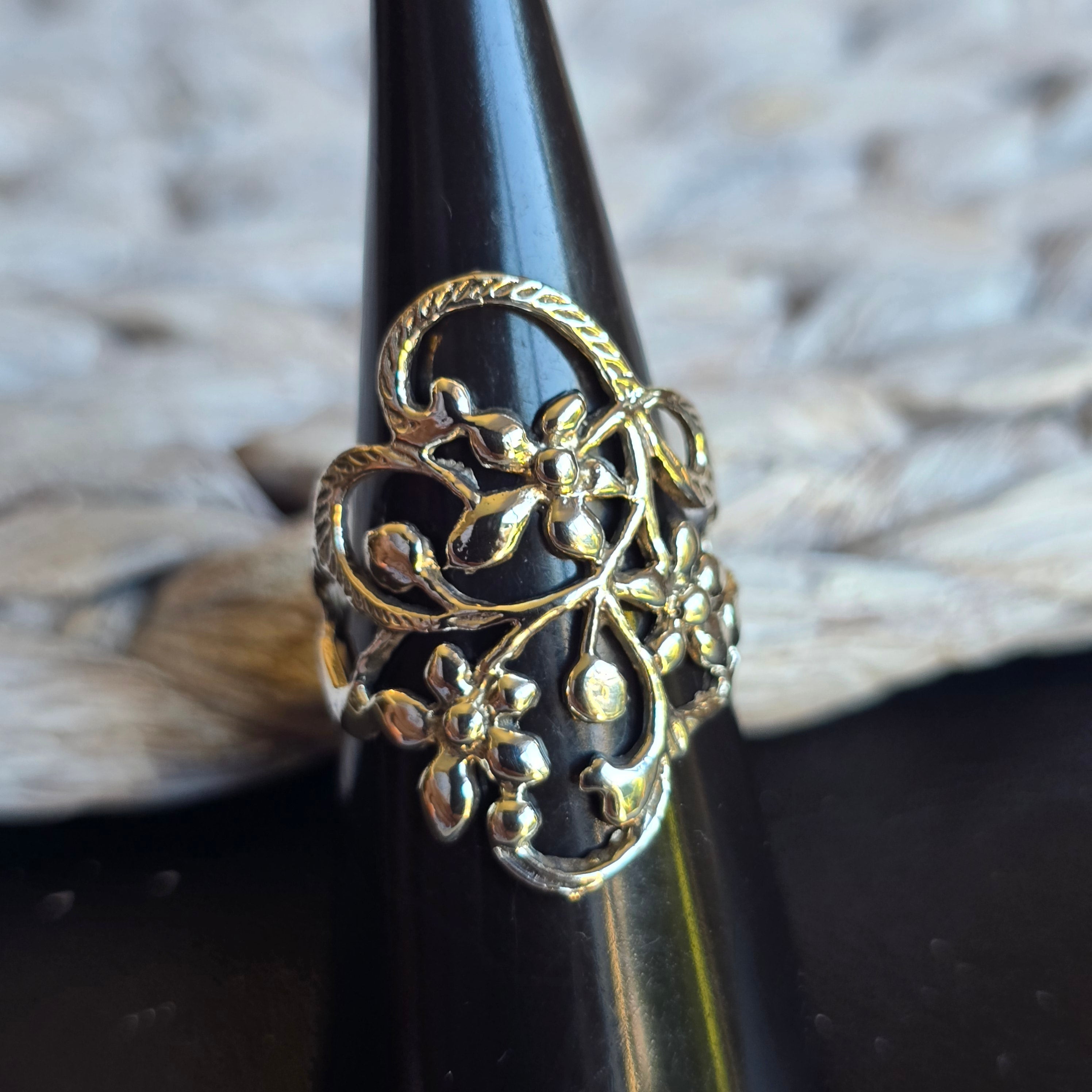 Filigree ring