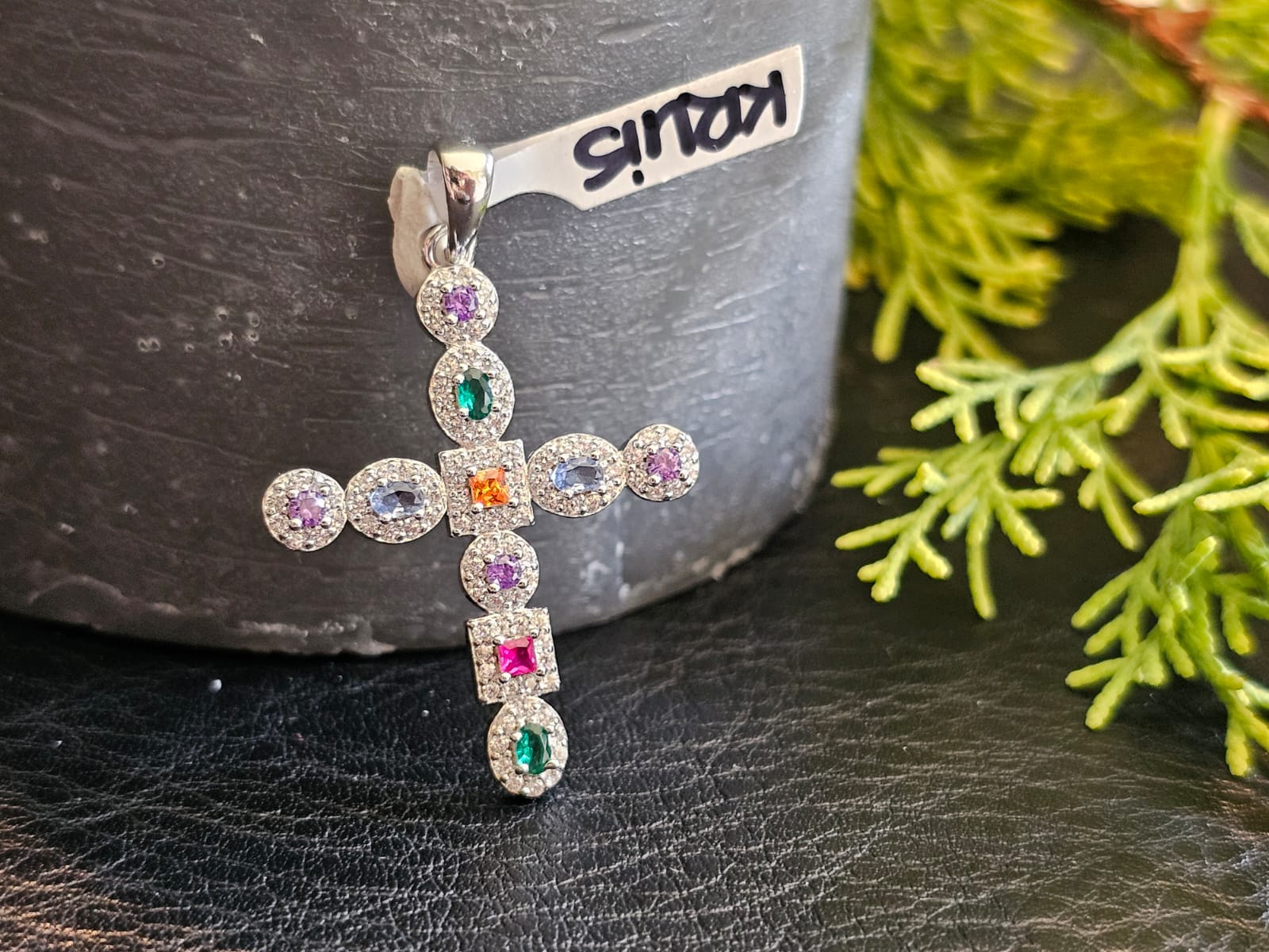 33x25mm Tutti Frutti Cross