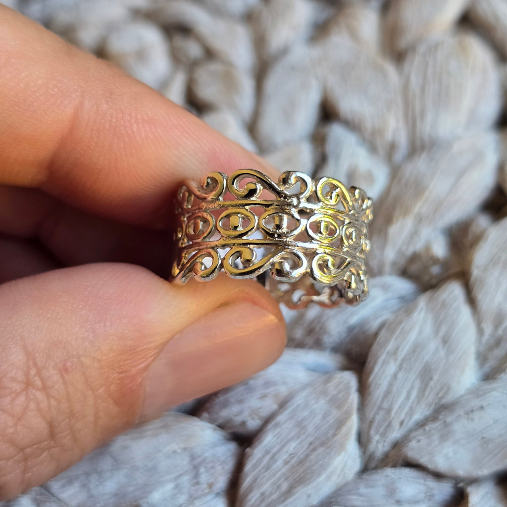 Filigree Eternity ring
