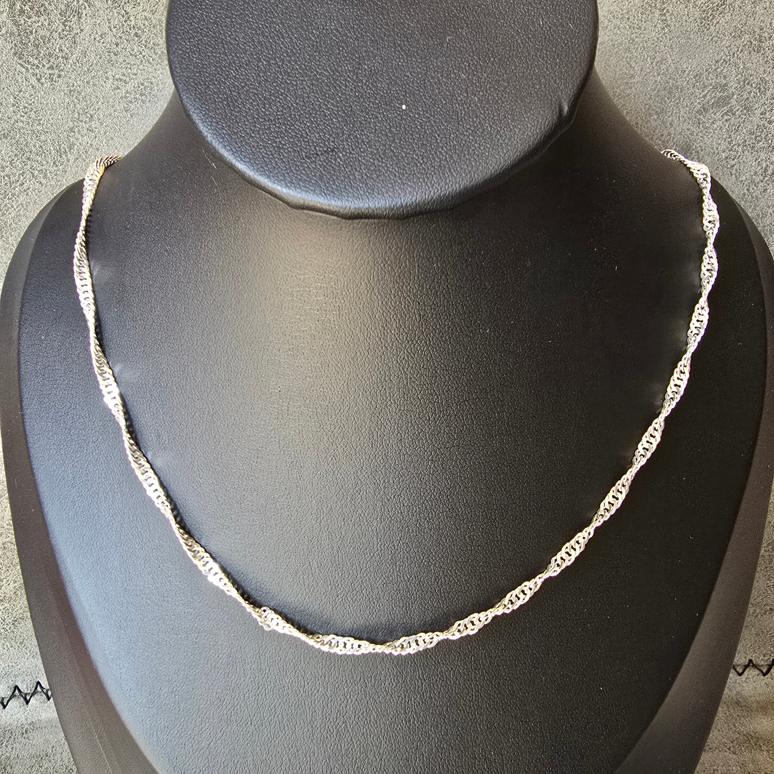 Singh Rope Necklace