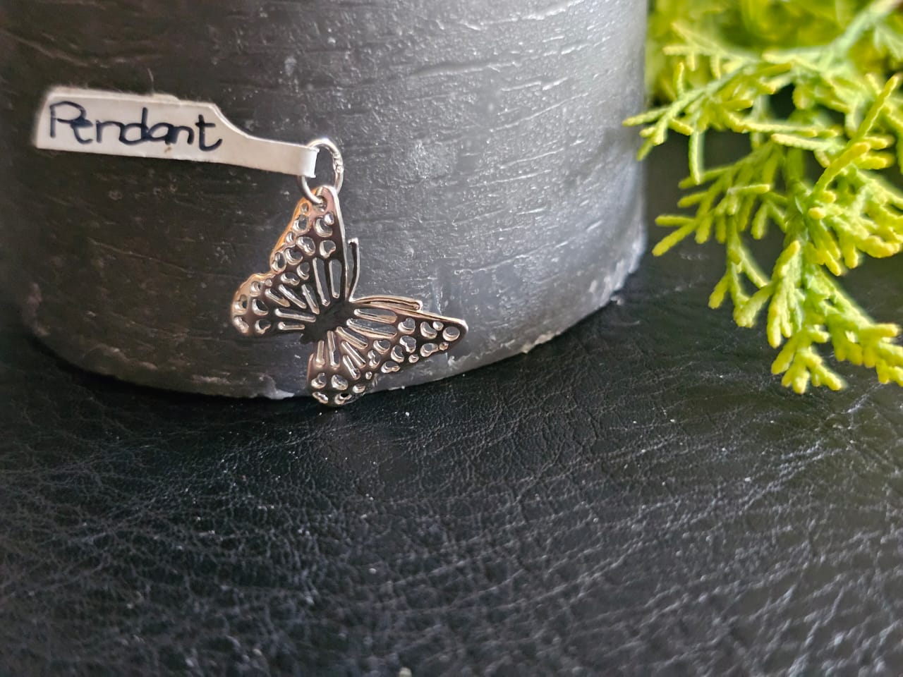 22mm Butterfly