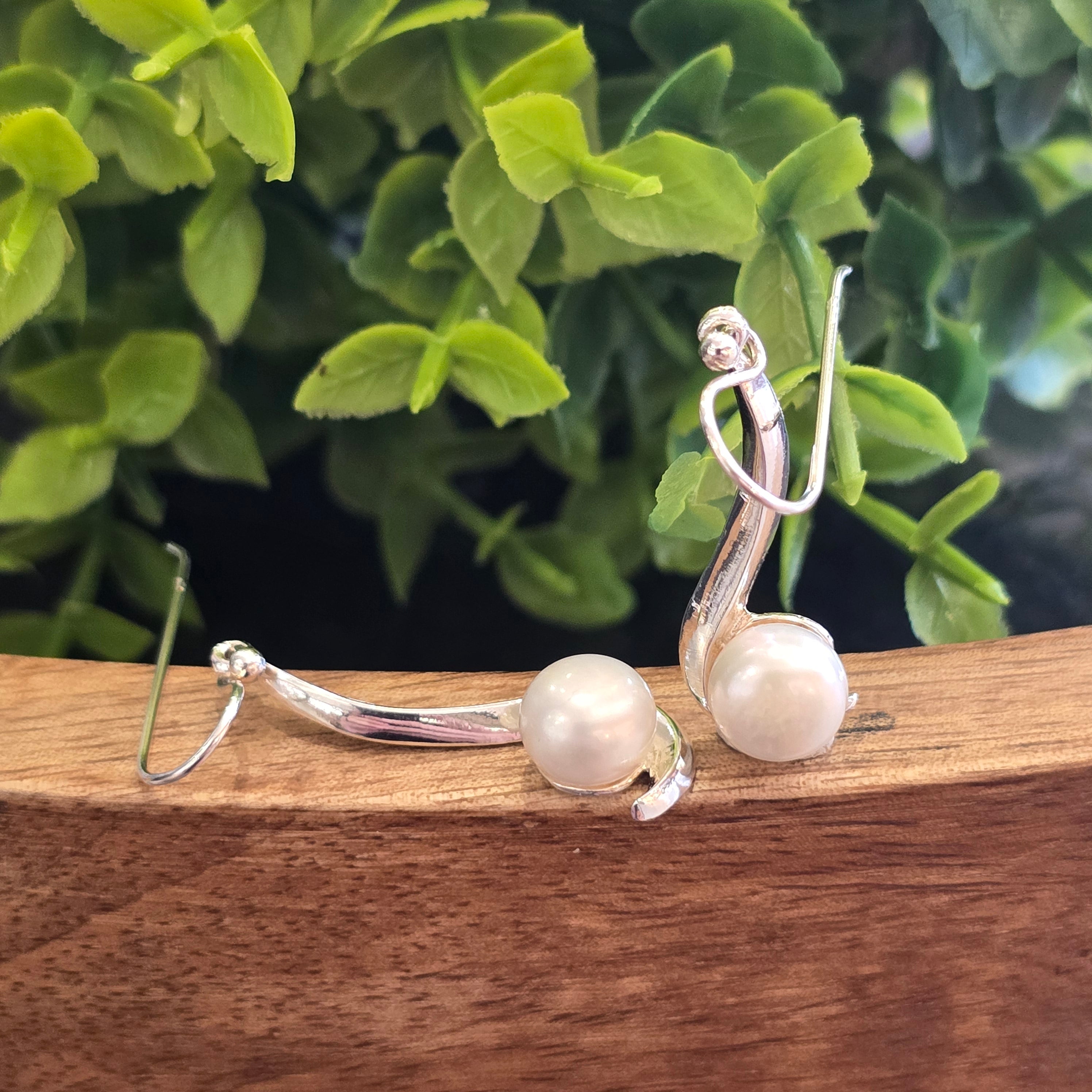 44mm Dangling Pearl