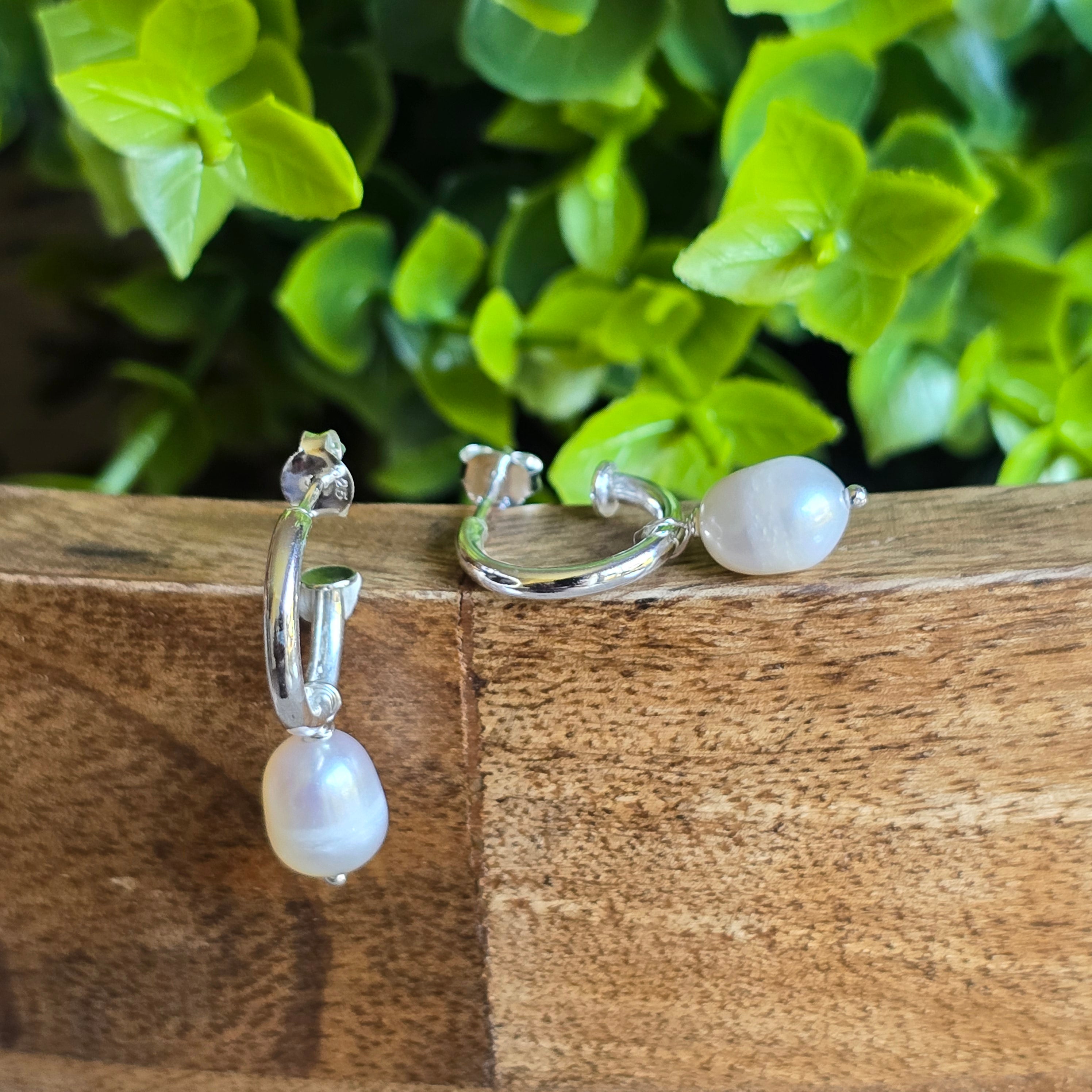Pretty Woman Pearl Studs