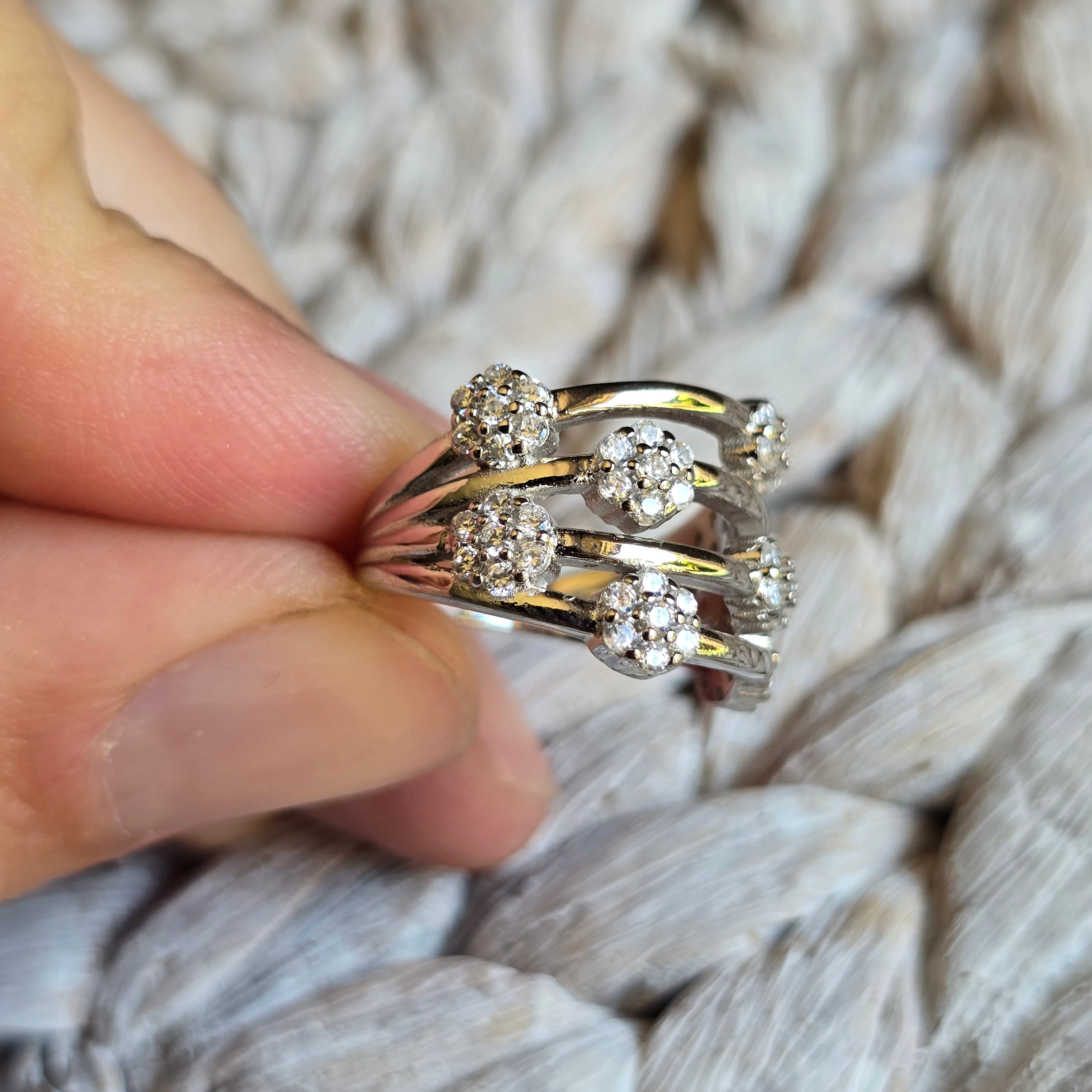 Flower Cz ring