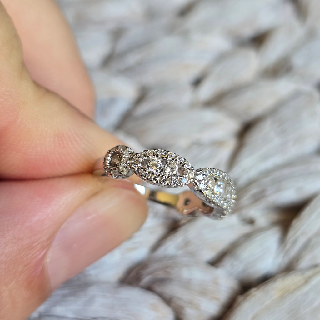 Fine Round Cz ring