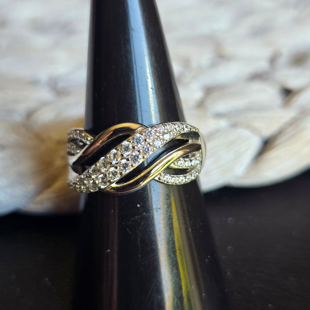 Cz ring