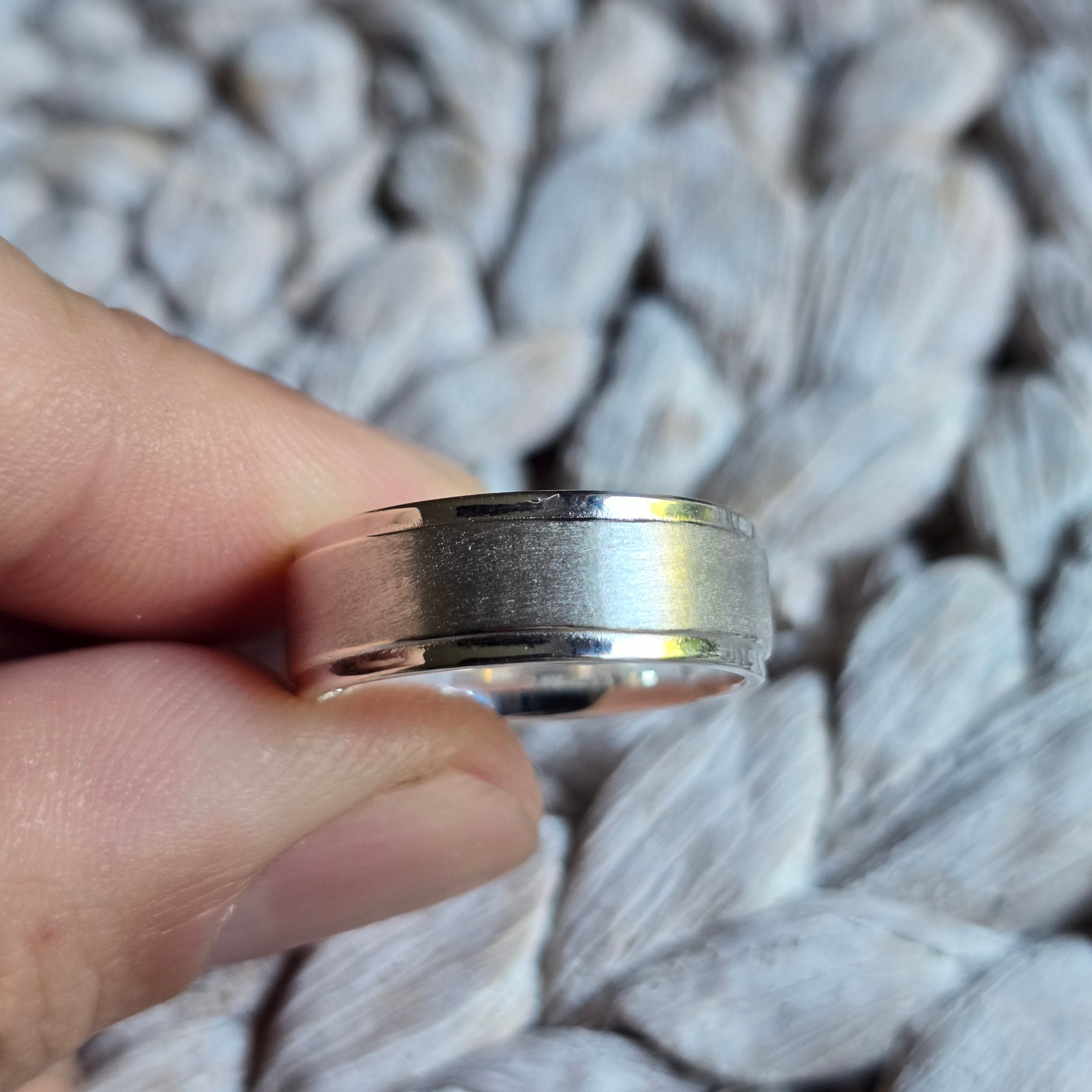 Brushed ring