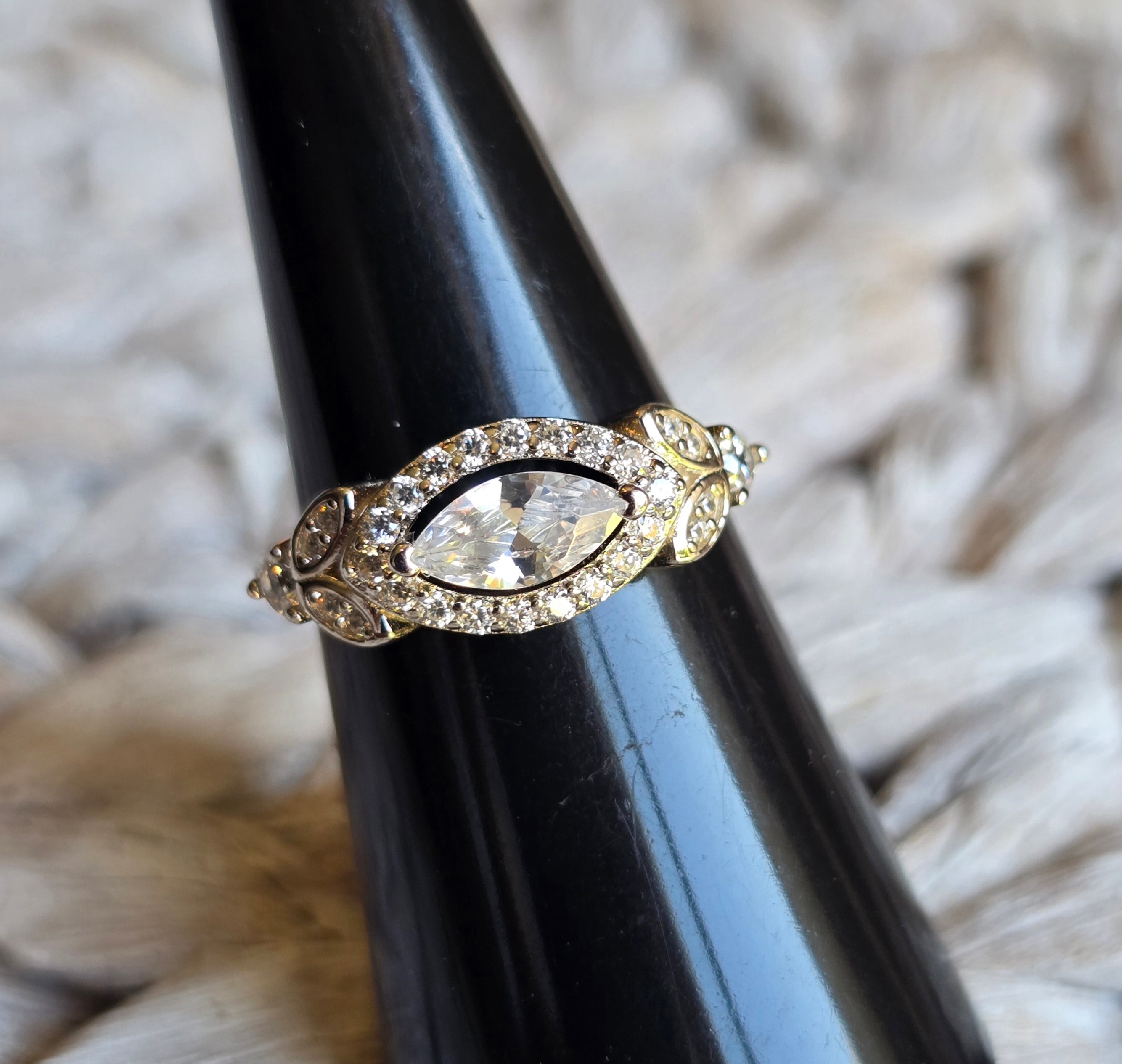Marquise Cz ring