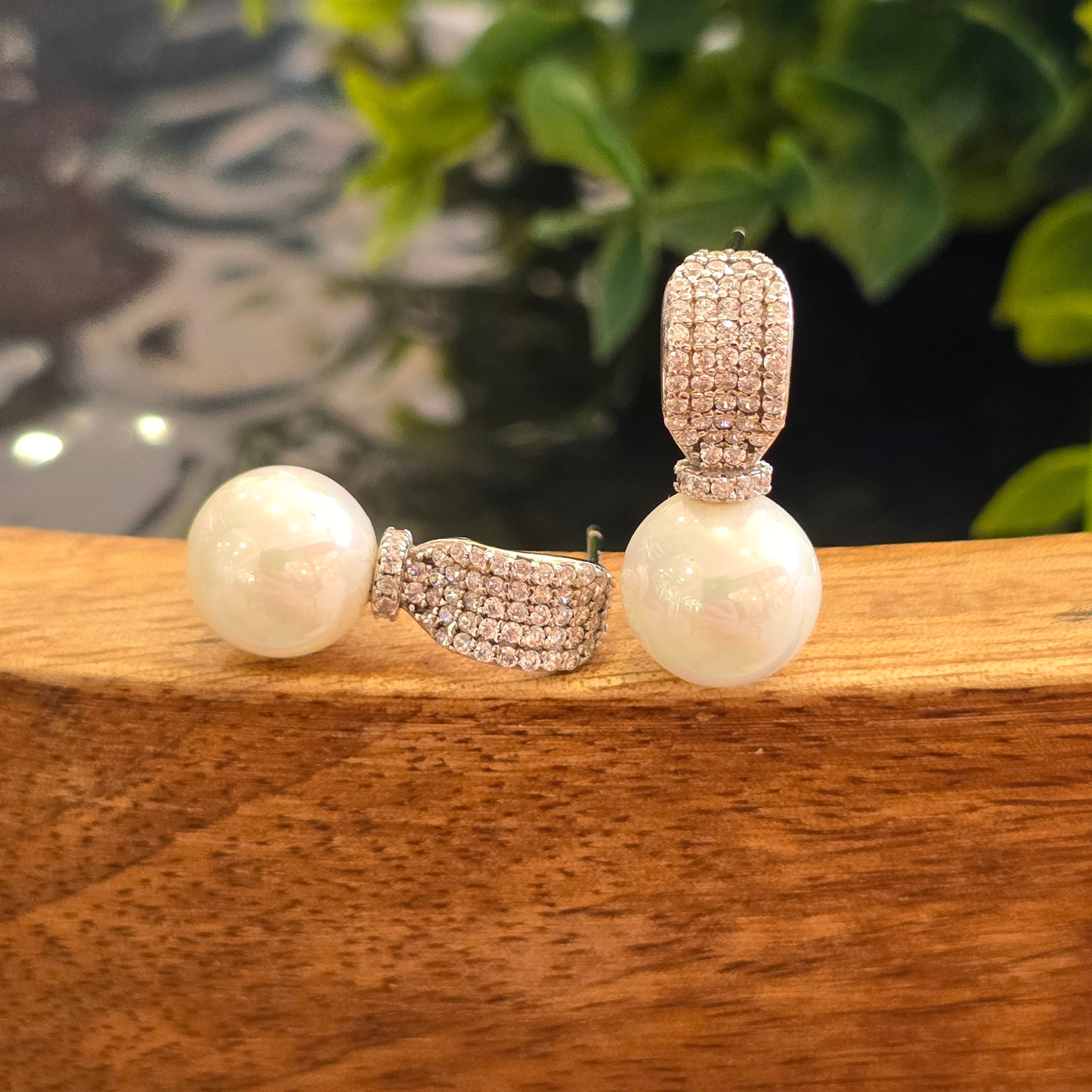 24mm Pearl Cz Stud