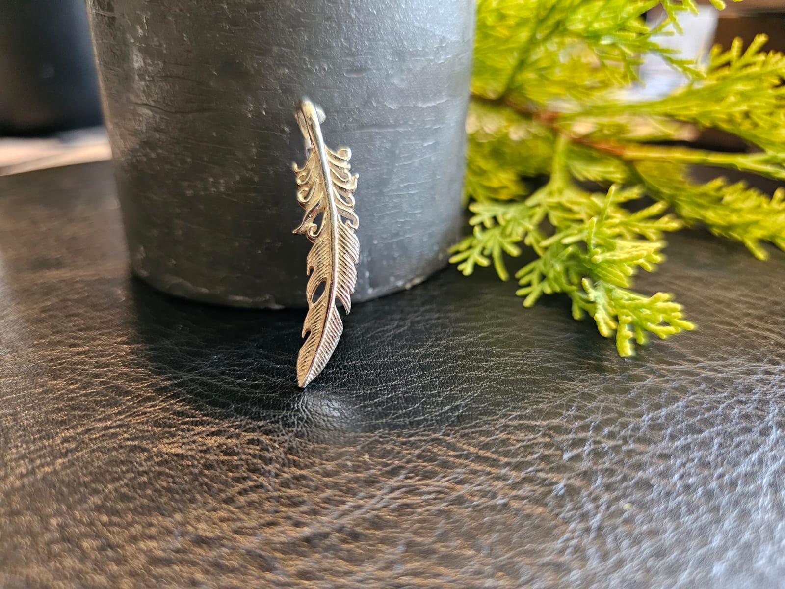 42mm Feather