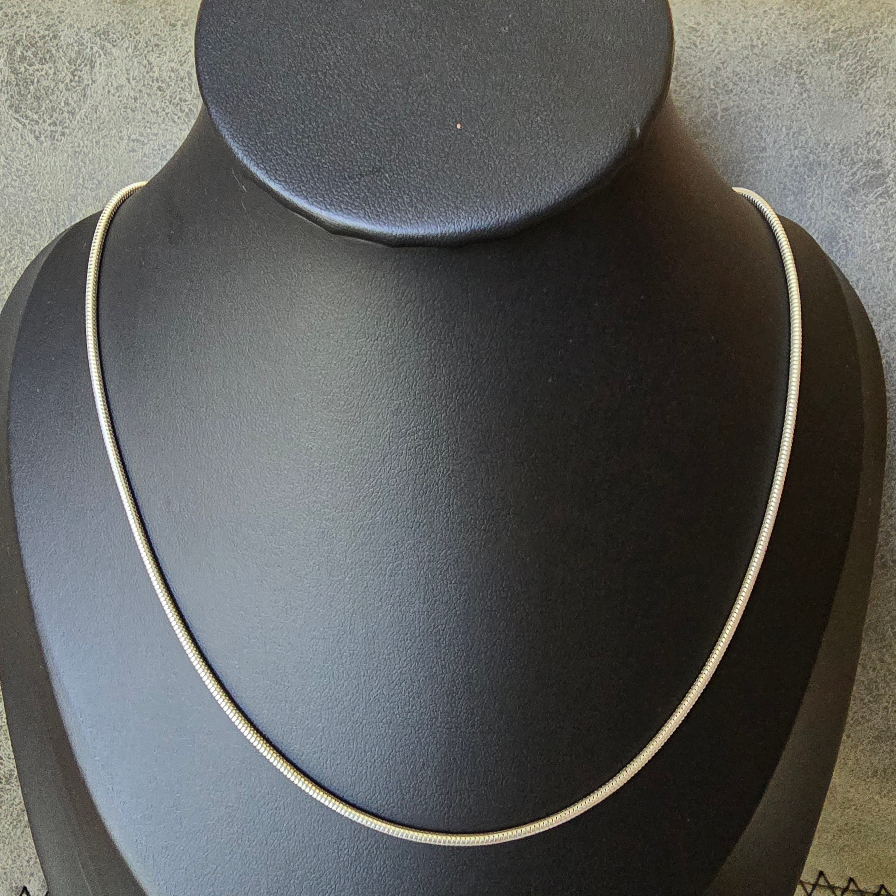 1.8mm Snake Necklace