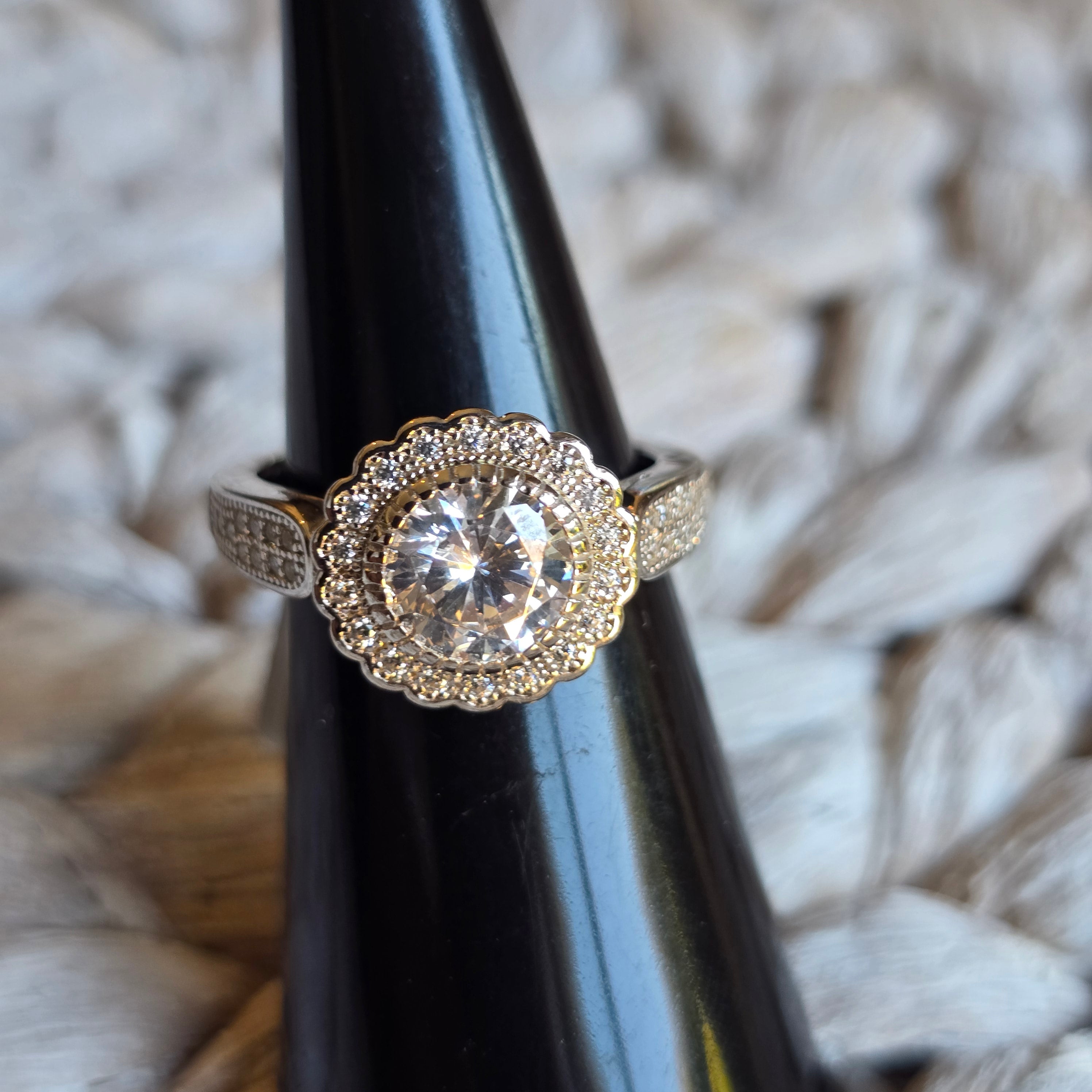 Round Cz Halo ring