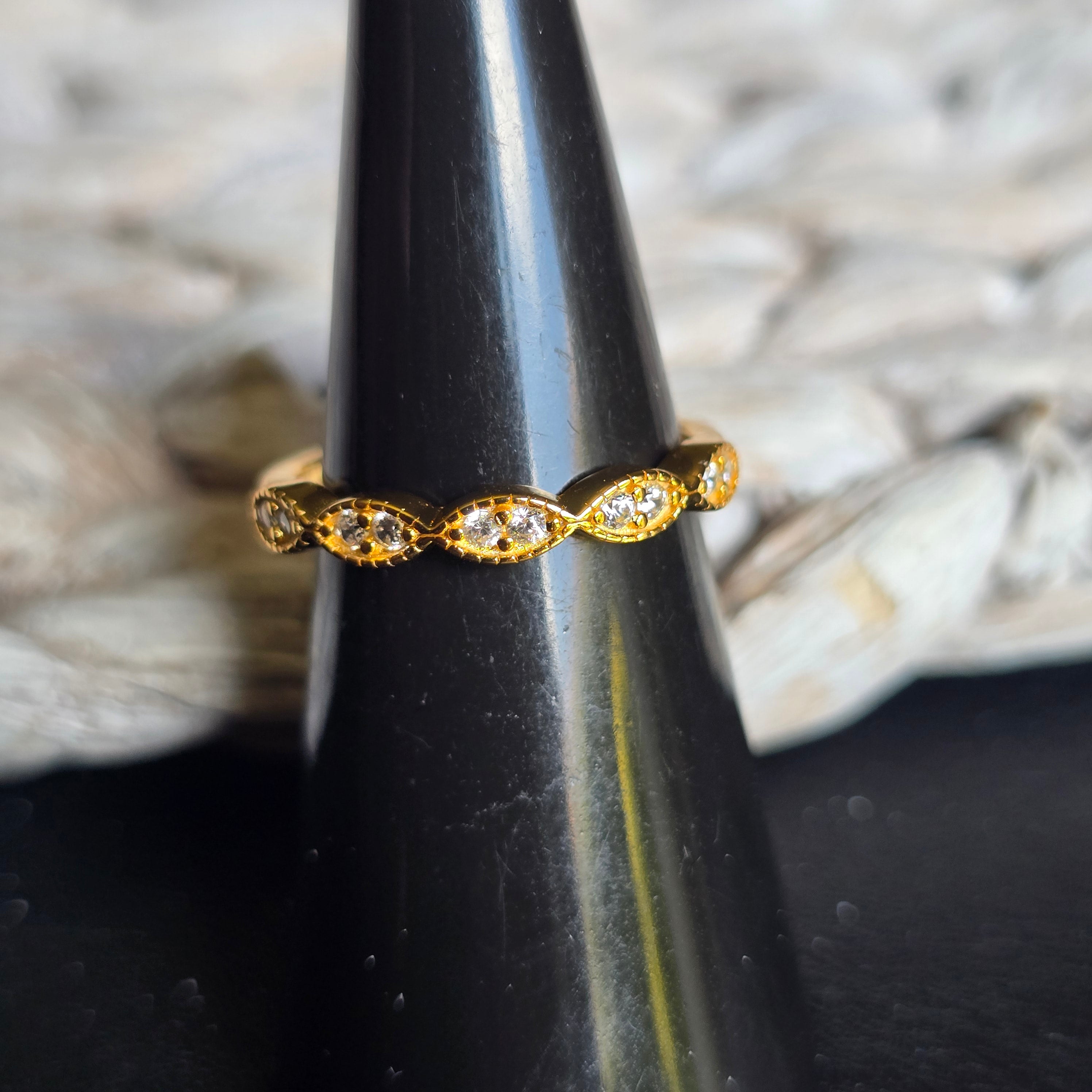 Oval Cz Gold ring