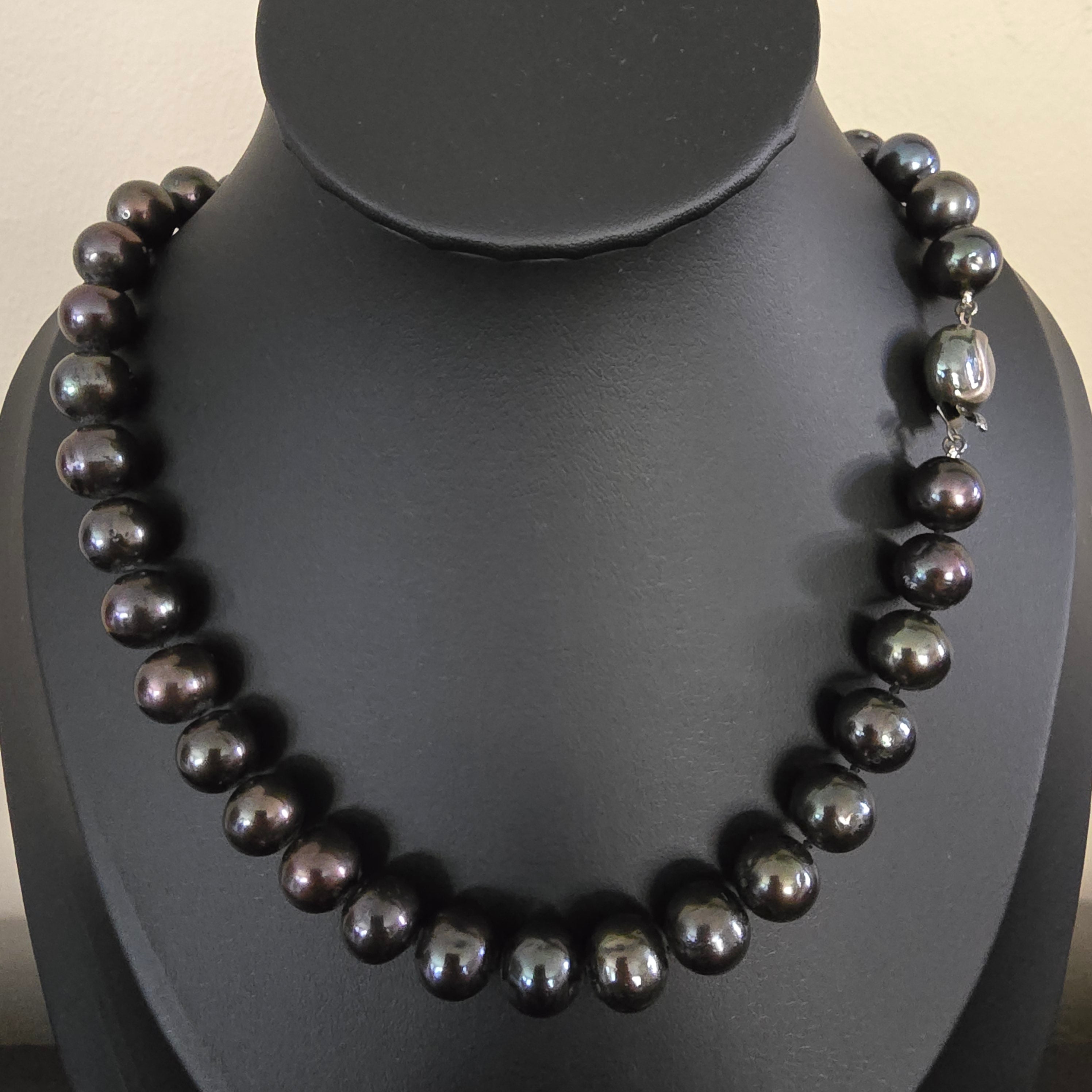 50cm Black Pearl 10/11mm Necklace