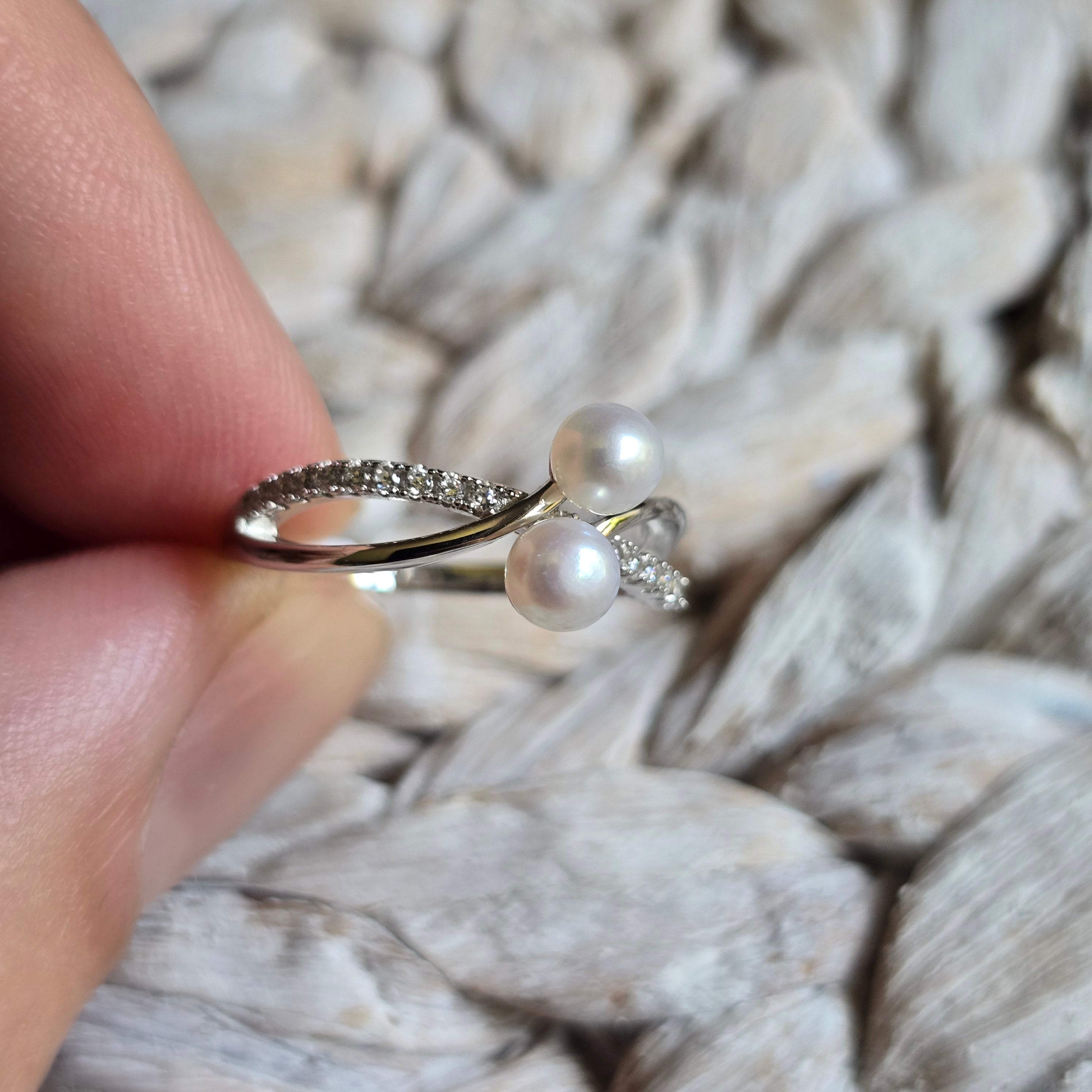 Double Pearl ring