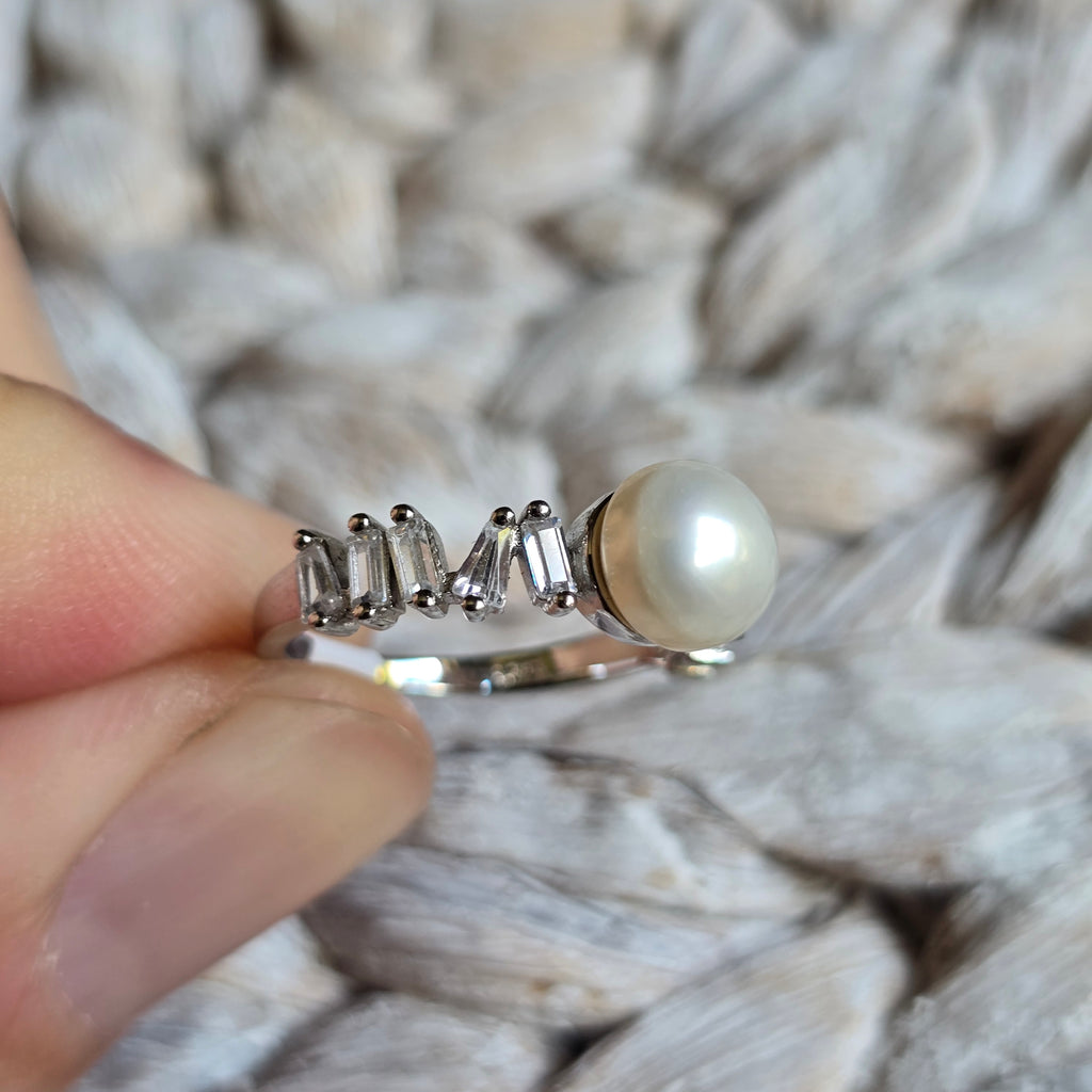 Pearl Bridget ring