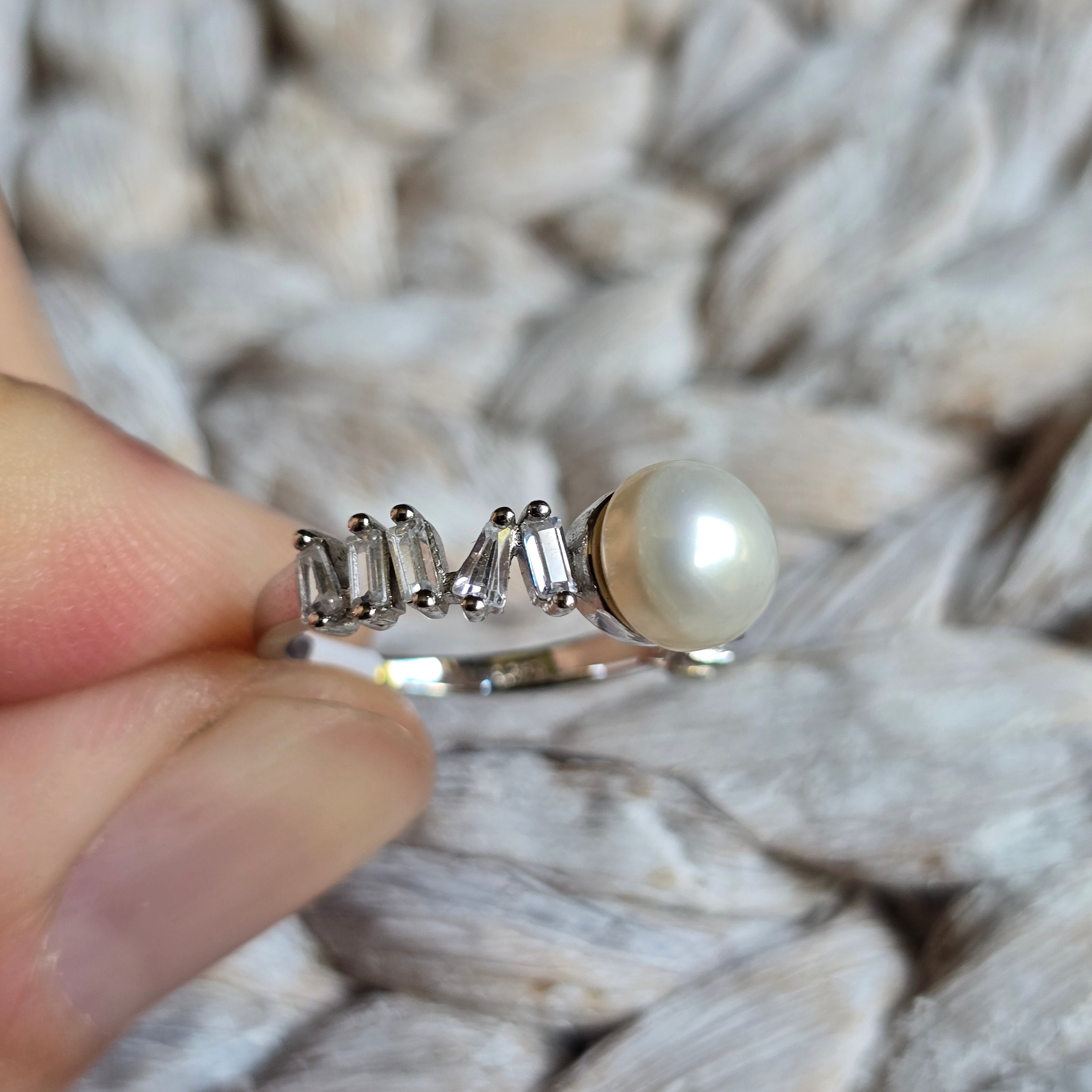Pearl Bridget ring