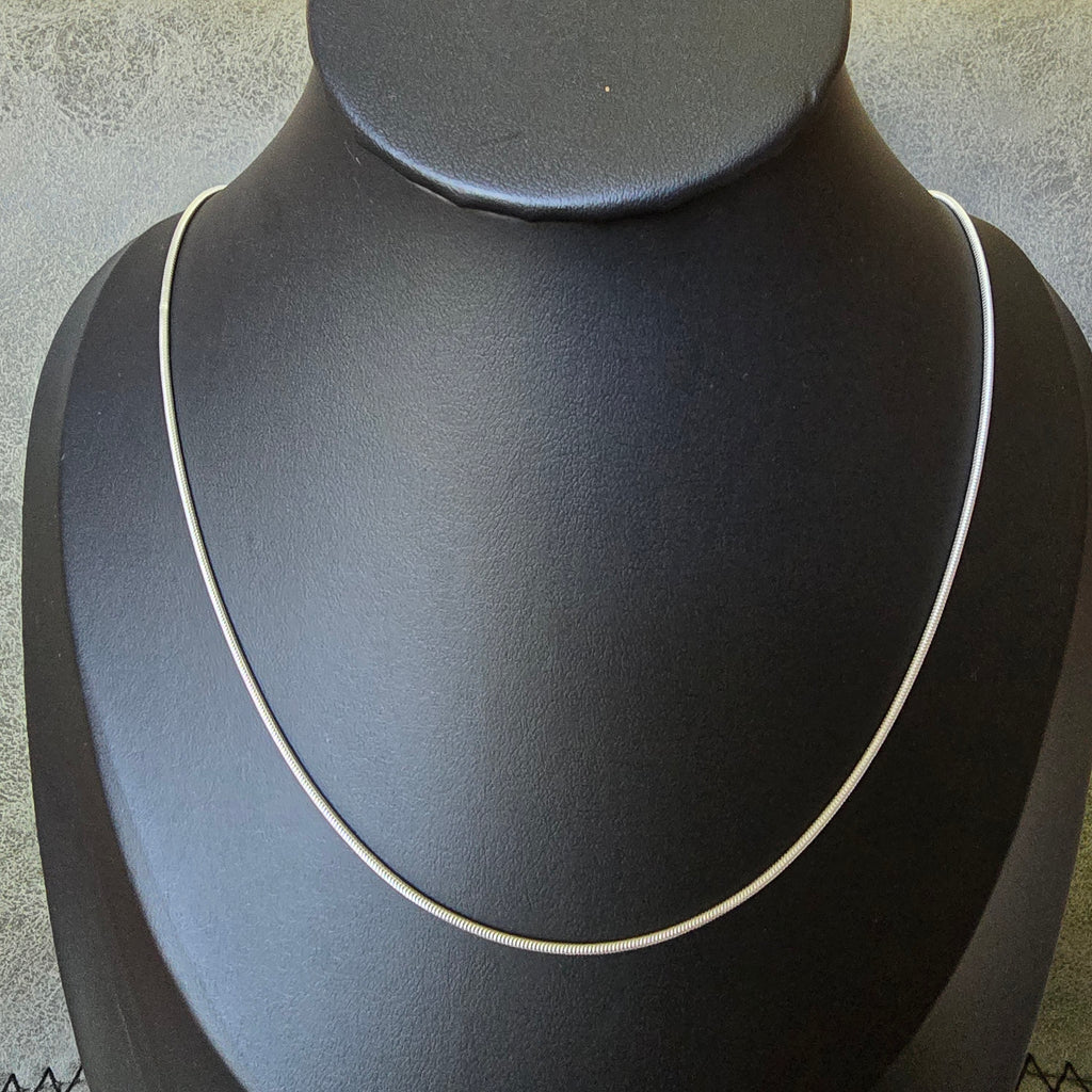 1mm Snake Necklace