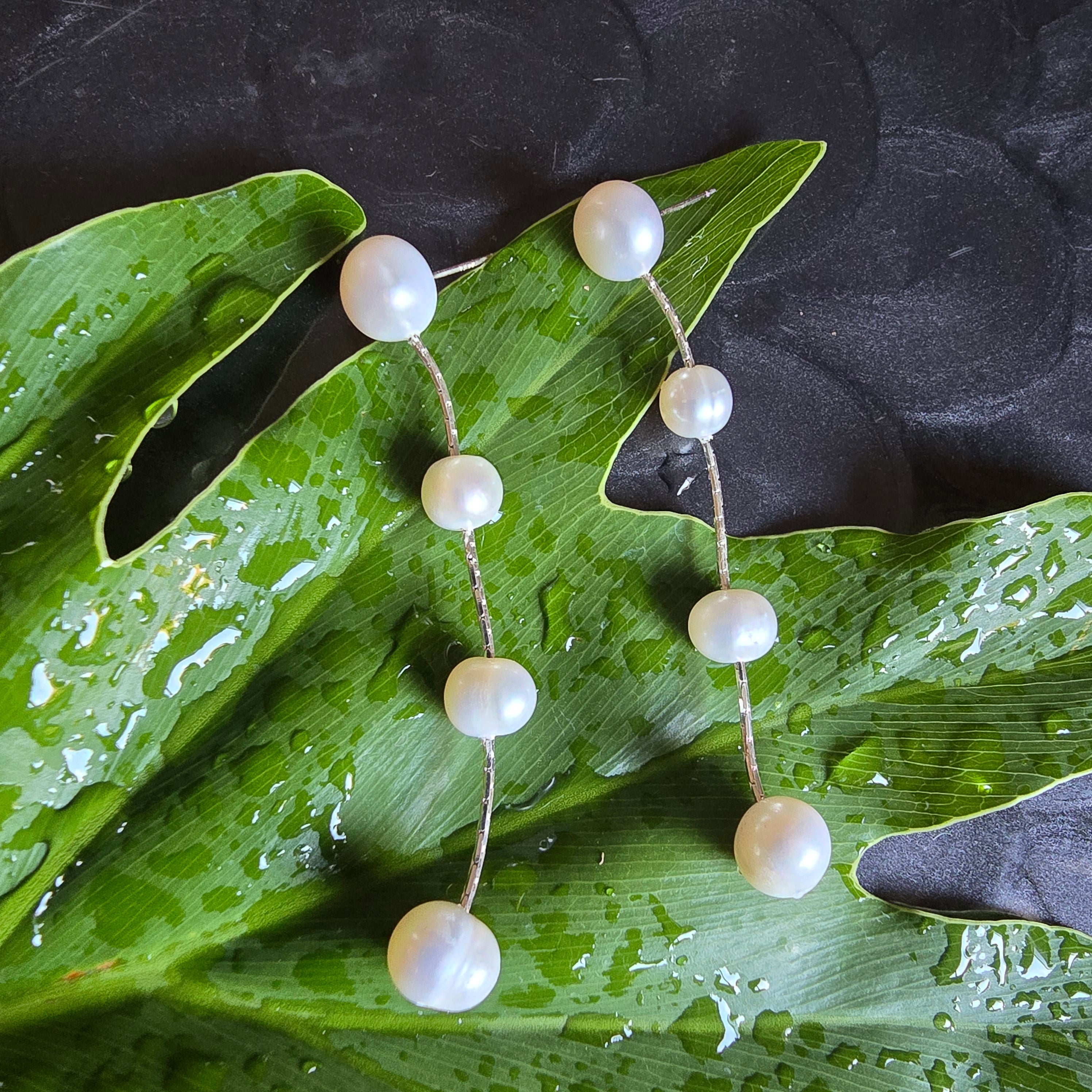 64mm 4 Pearl Studs