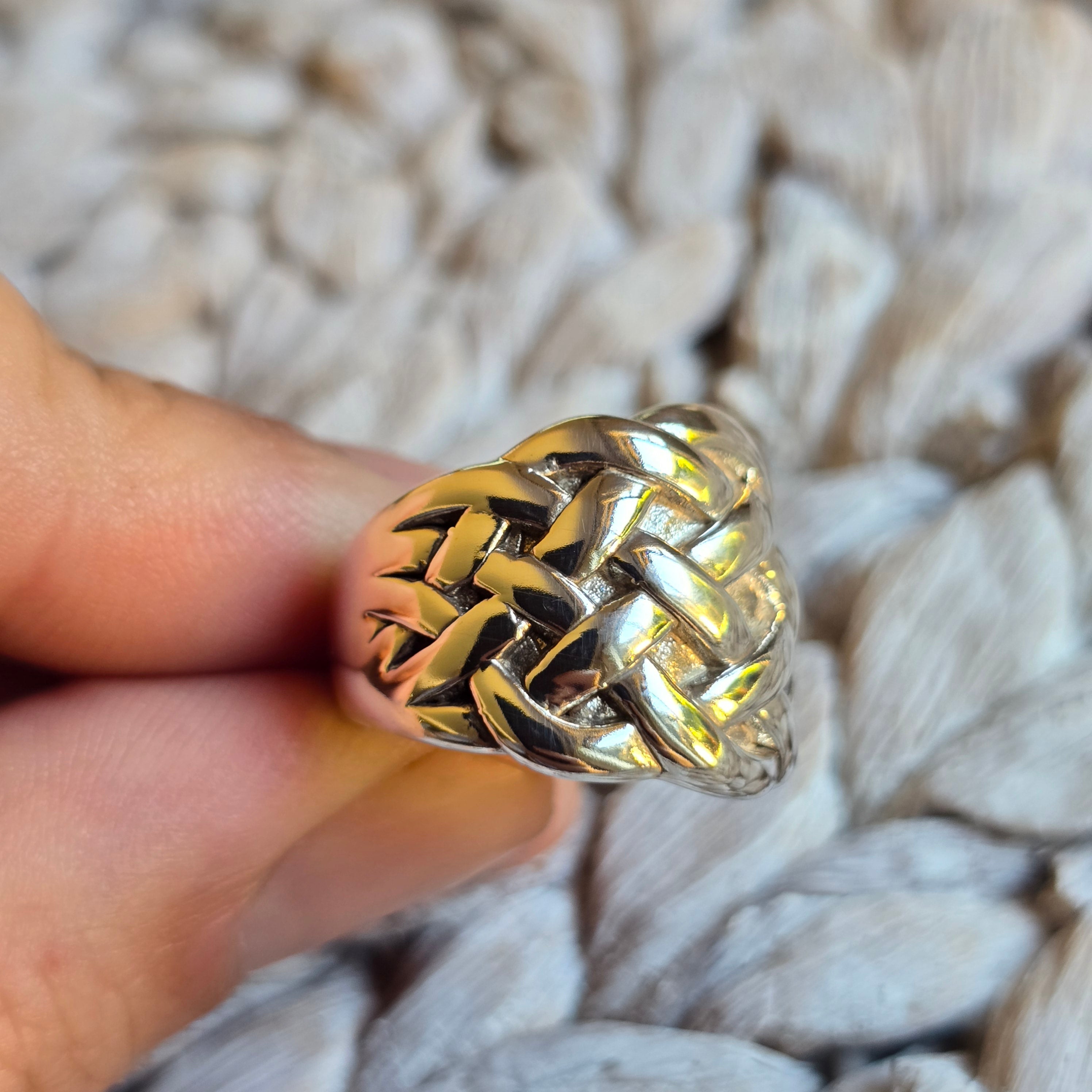 Waived ring