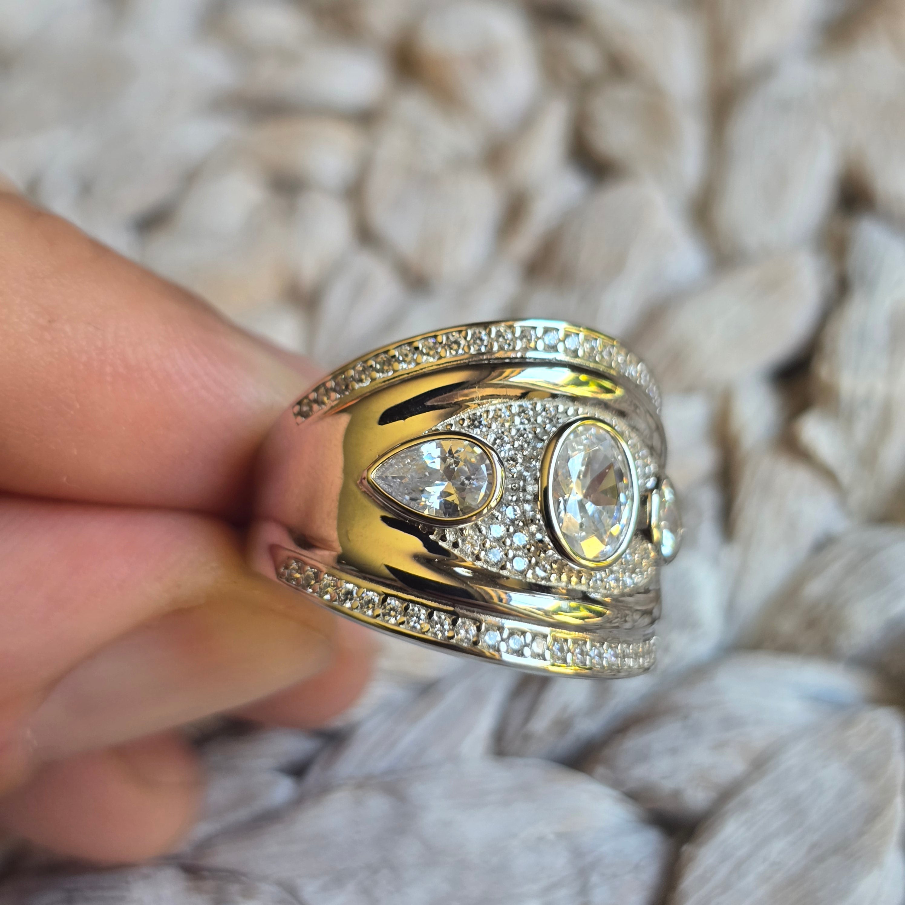 Oval Teardrop ring