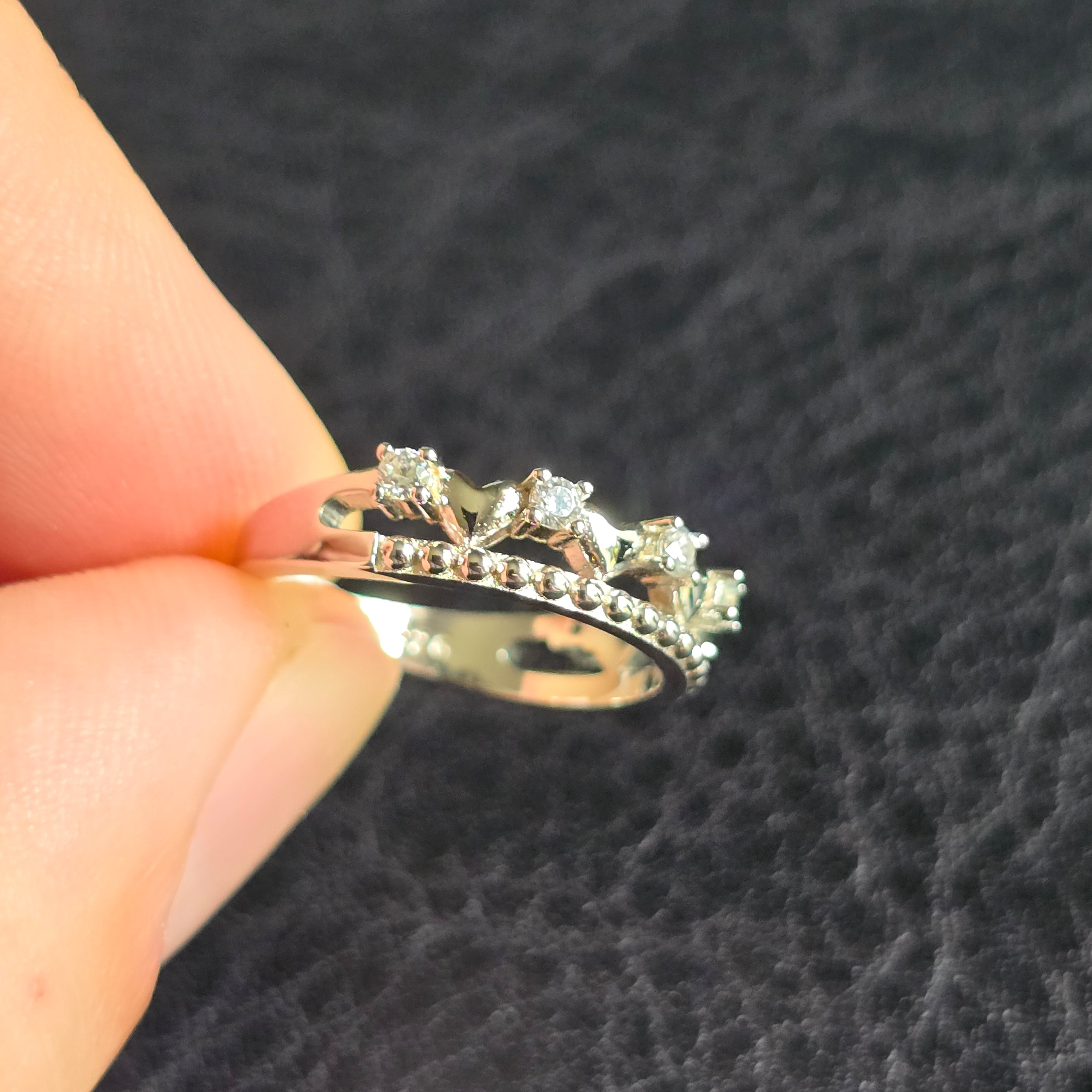 Crown ring