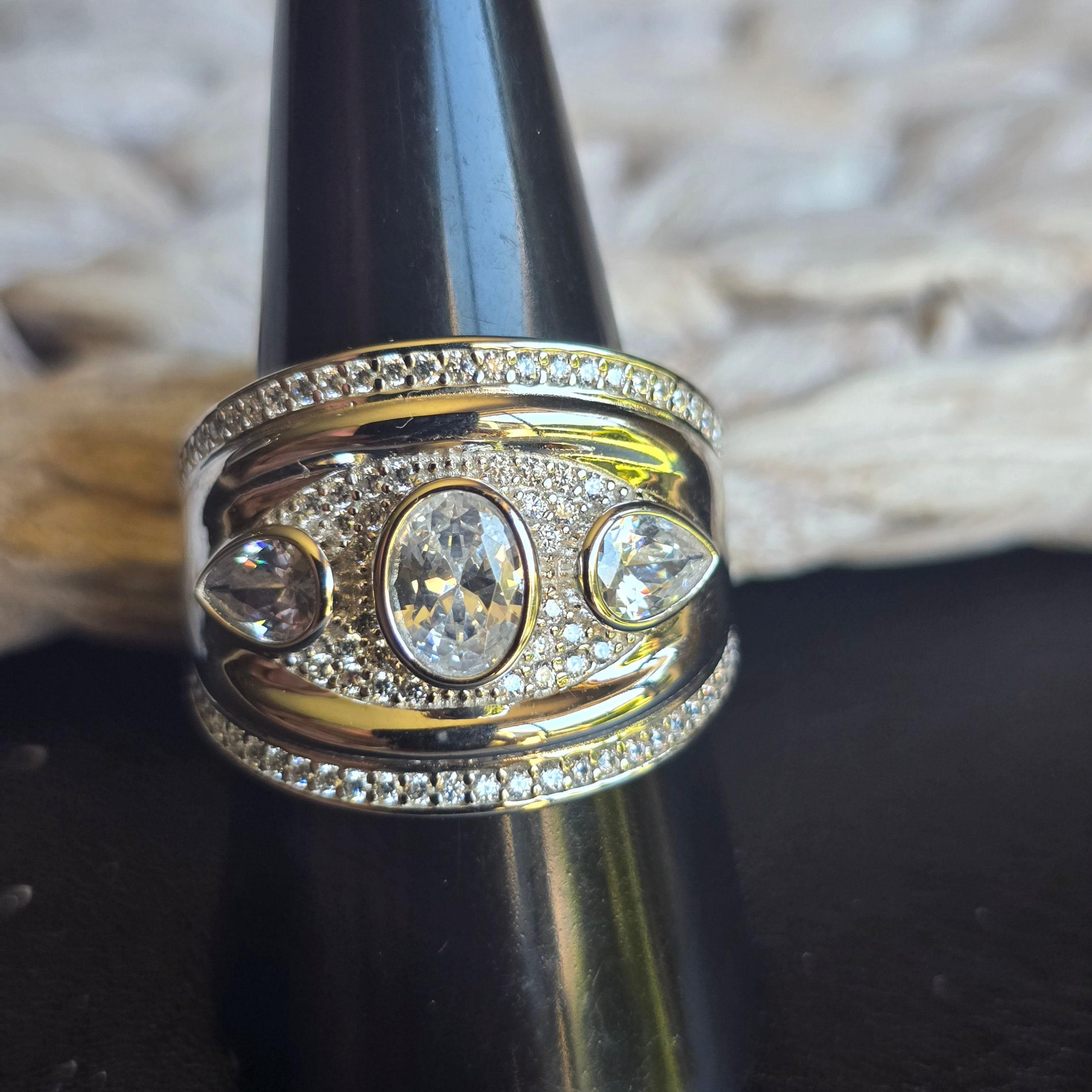 Oval Teardrop ring