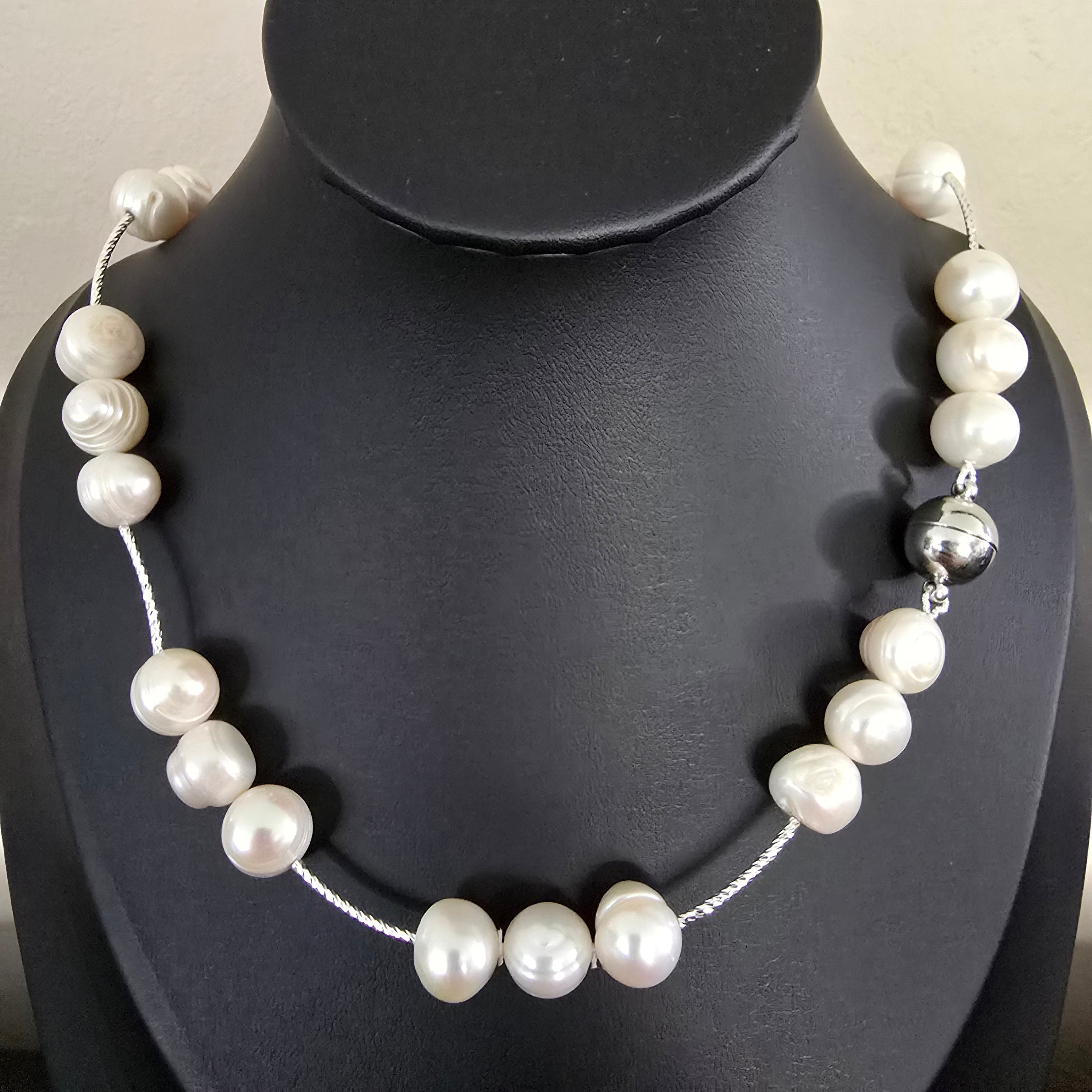 80cm Twist Tube 10mm Pearl Magnetic Clasp Necklace