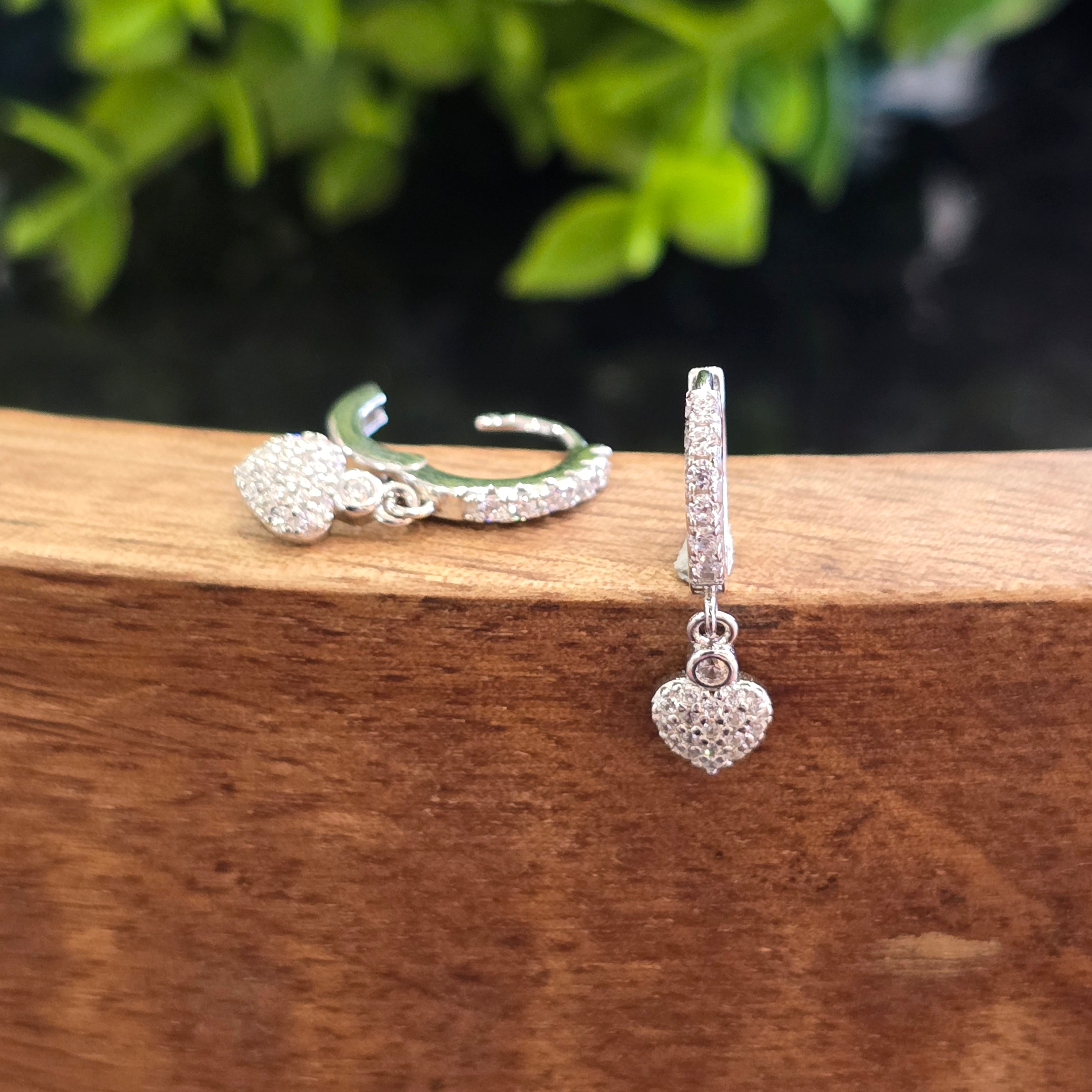 20mm Dangling Heart